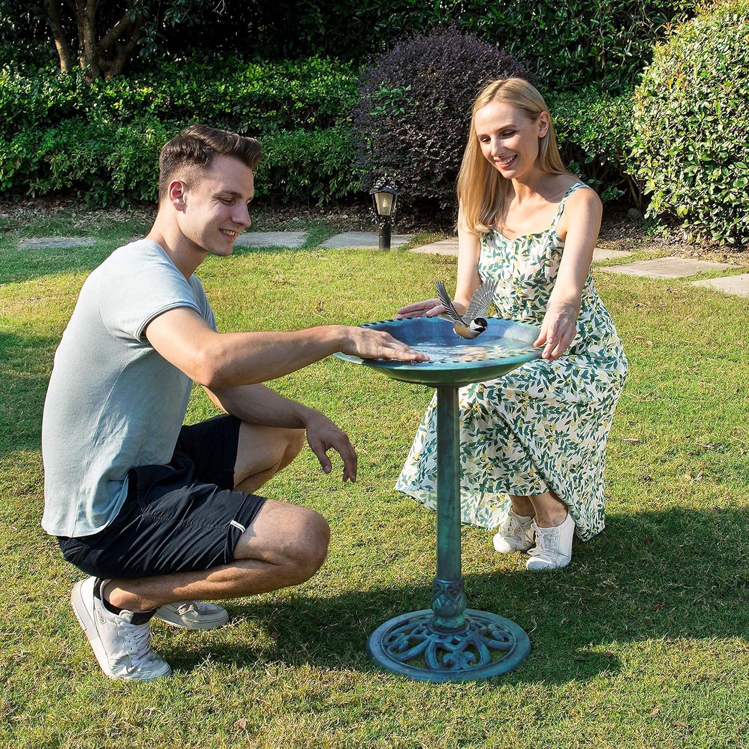 VIVOHOME 28 Inch Height Polyresin Lightweight Antique Outdoor Garden Bird Bath Green & Copper