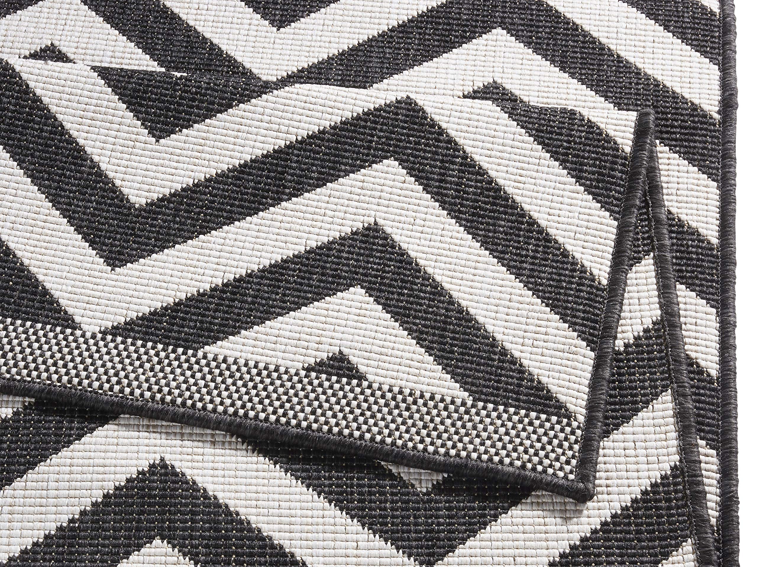 NORTHRUGS In- und Outdoor Teppich Palma 80x150cm - Wendeteppich Wetterfest Modernes Design Zick-Zack Muster Läufer für Balkon Terrasse Garten Wintergarten Wohnzimmerteppich Wasserfest in Schwarz Creme