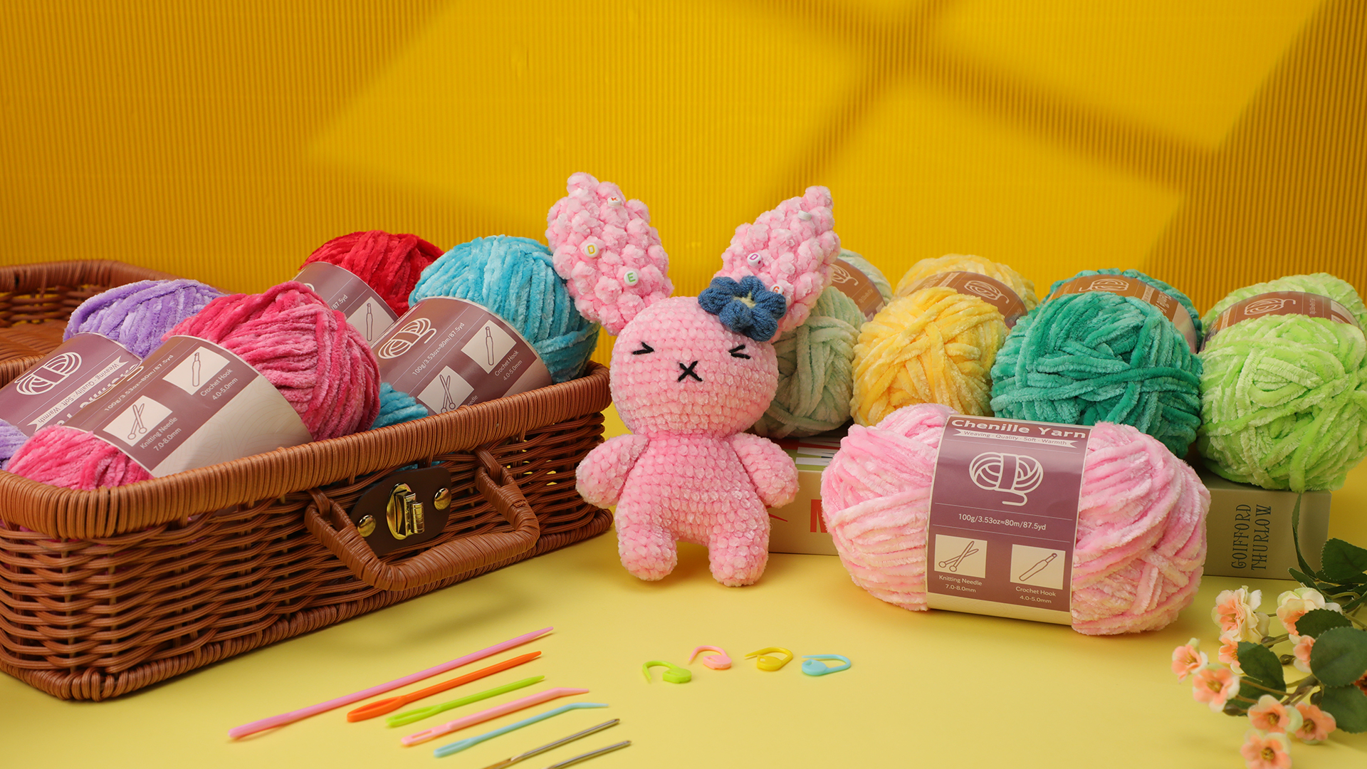 Amazon.com: LUNARM Chenille Yarn for Crocheting Knitting, 3 Skein