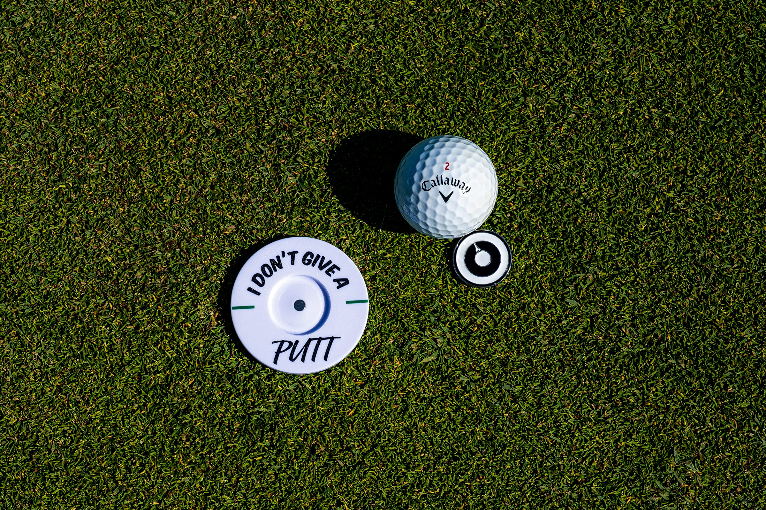 Amazon.co.jp: Izzo Golf in Your Face 特大ボールマーカー - 面白い