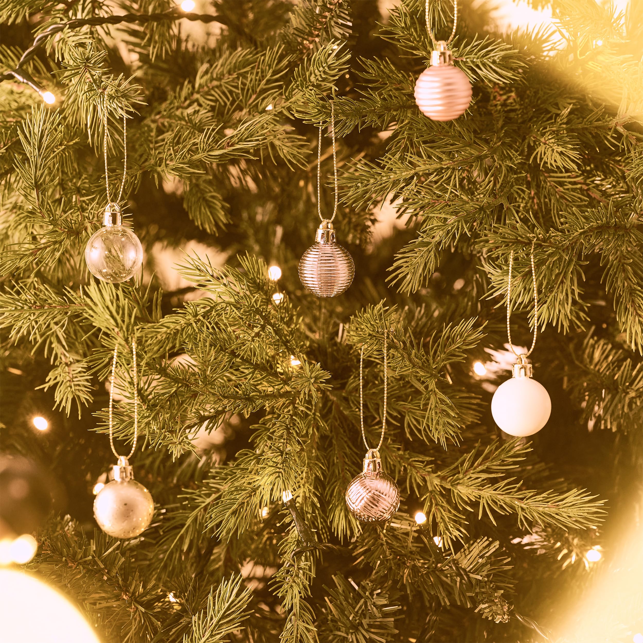 Valery Madelyn Weihnachtskugeln, 49 Stück 3cm Bruchsichere Christbaumkugeln Weihnachtskugel, Christbaumschmuck mit Aufhänger(Rosa Gold)