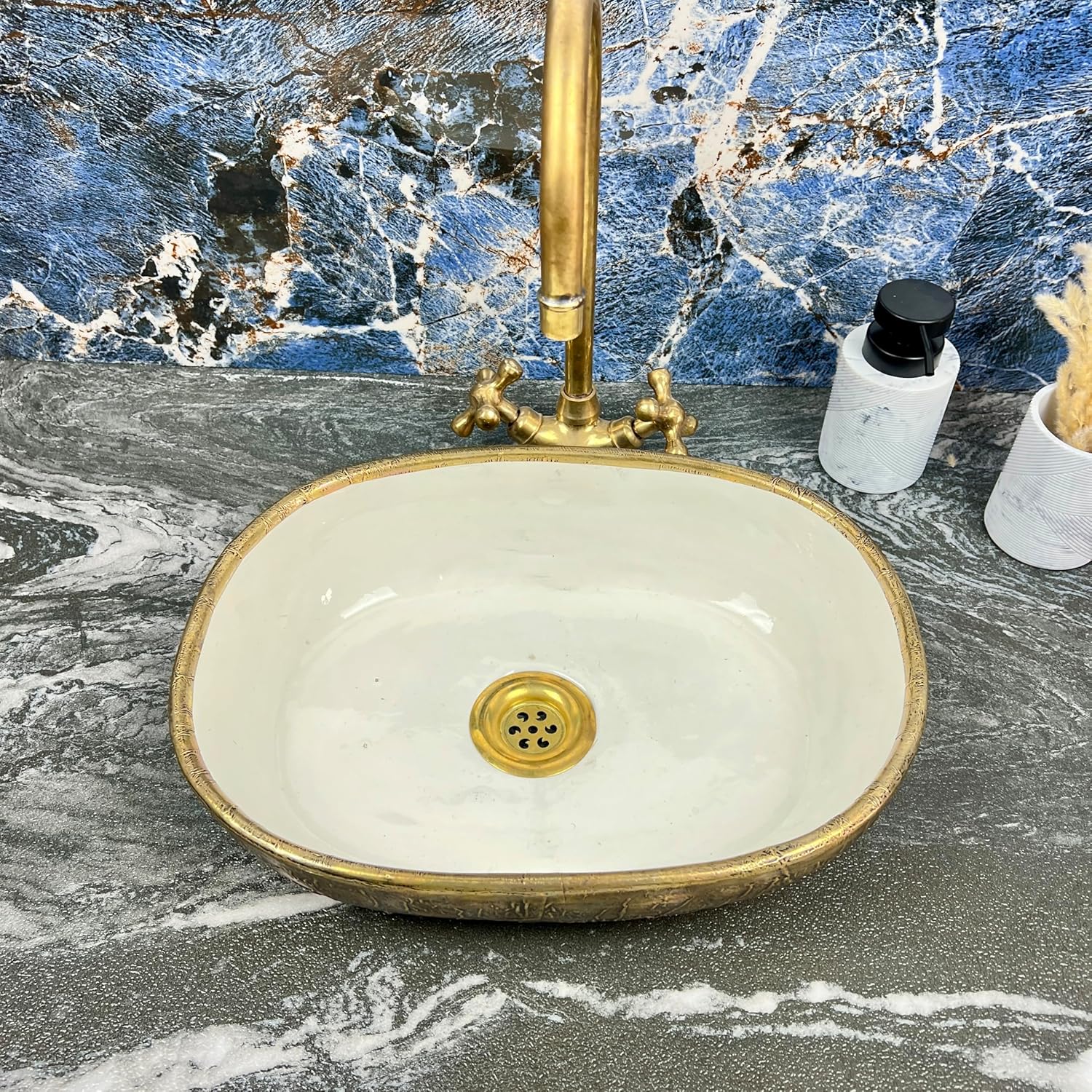 Luxury Two-Tone Vessel Sink – White Porcelain Interior with Brushed Brass Exterior – Modern Oval Countertop Basin for Bathroom Vanity (38x29cm = 15x11.5in)