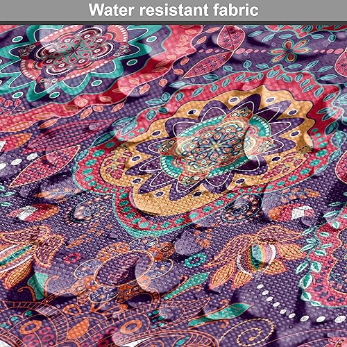 Vista 491 de Lunarable The Yard, tela azul real de The Yard, patrón de cerámica inspirado en el Medio Oriente estilo marroquí, estampado oriental, tela de satén