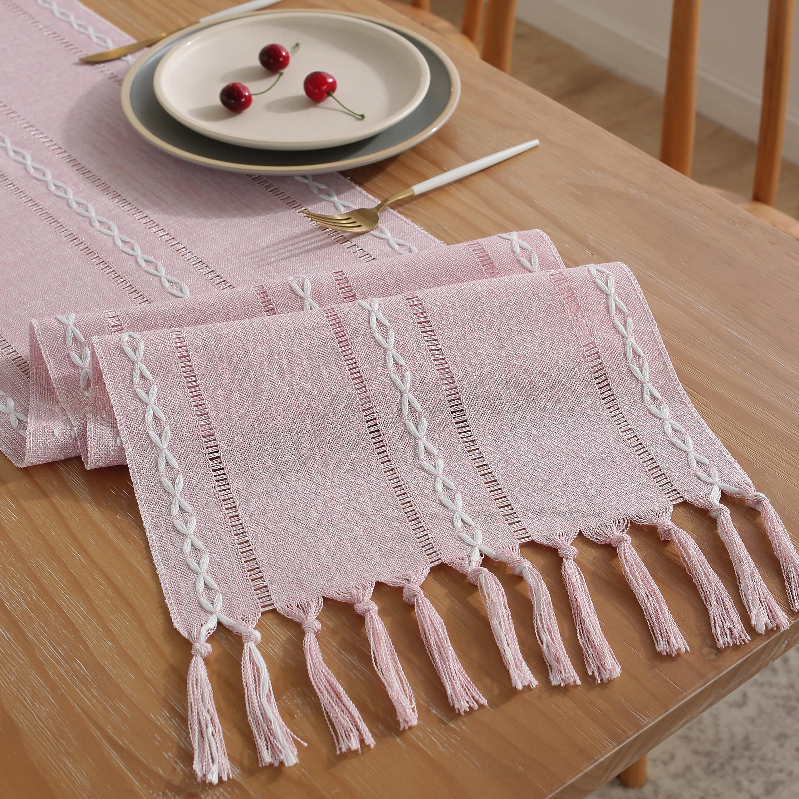 Yicorgard Chemin De Table Tressé à Rayures En Lin De Style Rustique Avec Pompons Pour Salle à Manger, Cuisine, Commode (33 X 121,9 Cm) De Long, Beige (121,9 Cm De Long