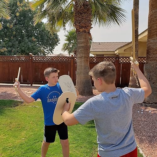 Miniatura 2 de Adventure Awaits! - Paquete de 2 - Escudo de juguete de madera hecho a mano - Hecho a mano - Juego de escudo de juguete de madera ligero para jugar