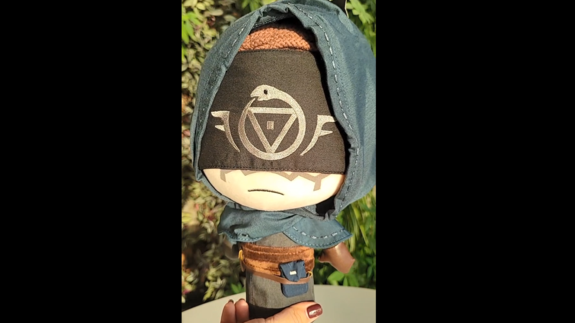 IDENTITY V - Collectible Eli Clark Seer Figurine : Amazon.ca