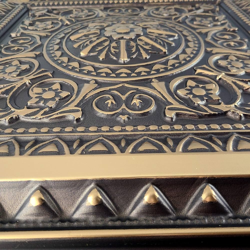 Amazon | アンティーク調の天井用フェイクティン天井タイル、3D