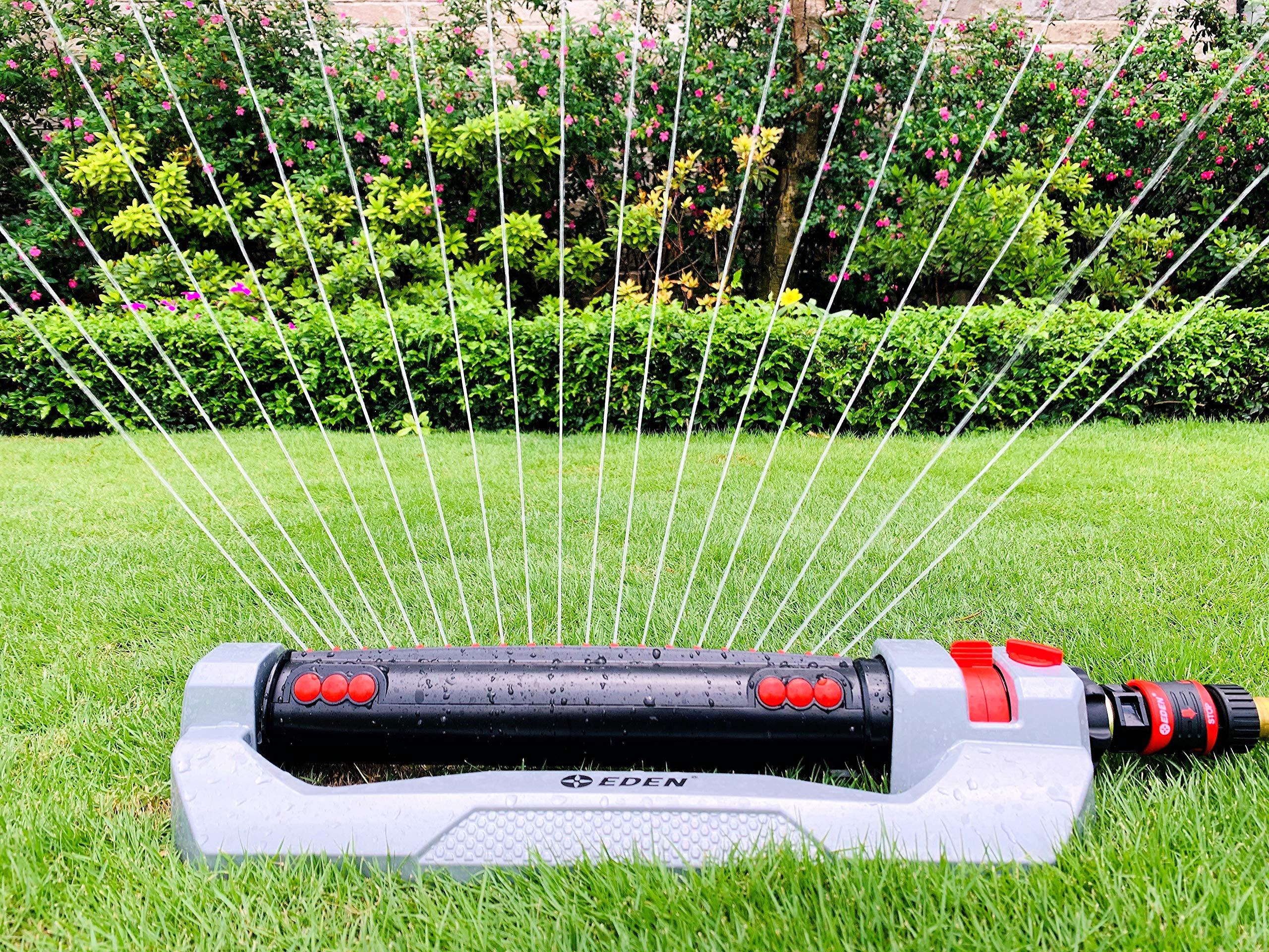 Eden 94116 Hochleistungsregner aus Metall, 3-Fach oszillierend, für großen Rasen und Garten, mit Quick Connect Starter Set