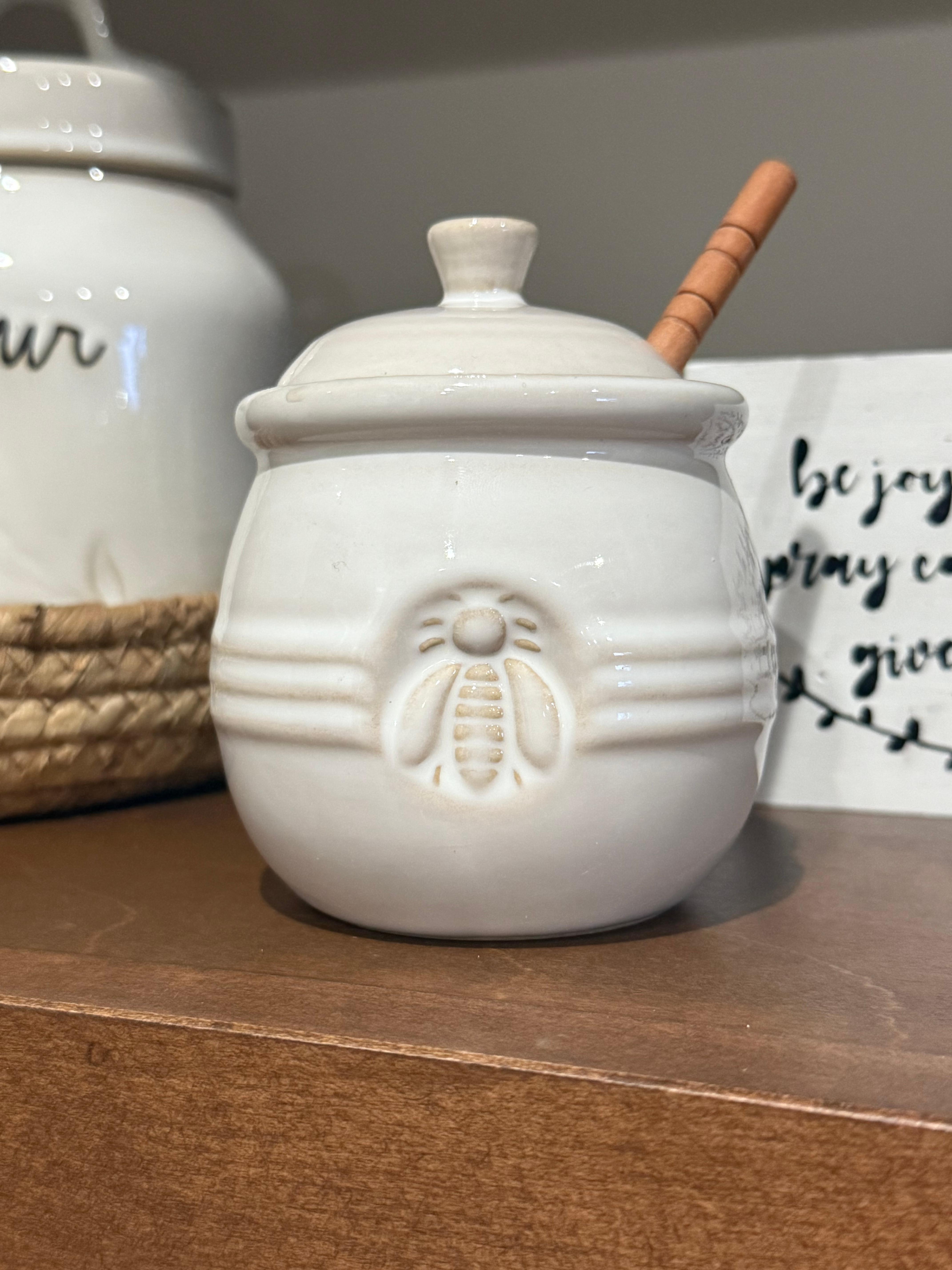Watch Adorable ceramic honey pot with wooden dipper. Well made on