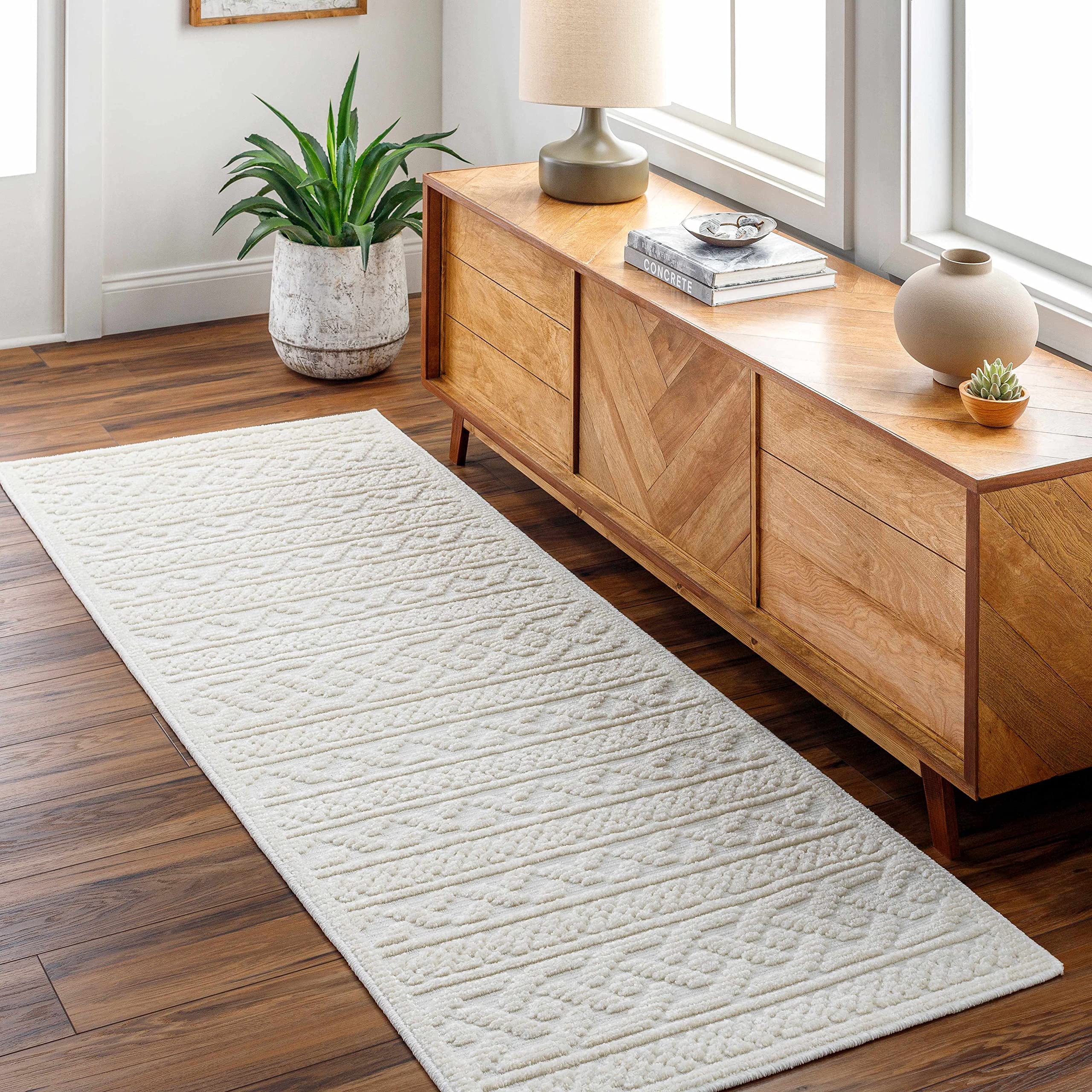 Hauteloom Drago Hallway, Kitchen Machine Washable Runner Rug - Bohemian Modern Farmhouse - Moroccan Transitional - White, Light Cream, Off White - 2'7
