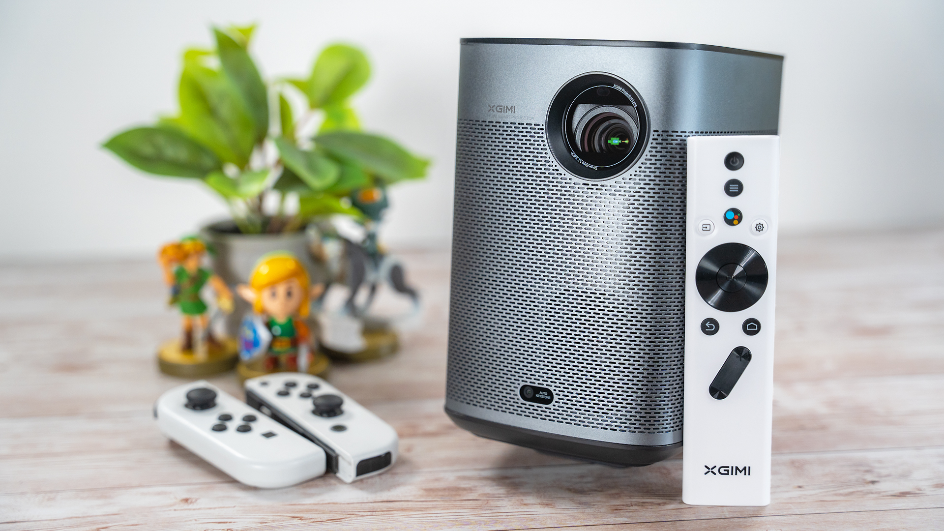 Watch XGIMI Halo Plus Review - Big Screen Gaming Anytime, Anywhere