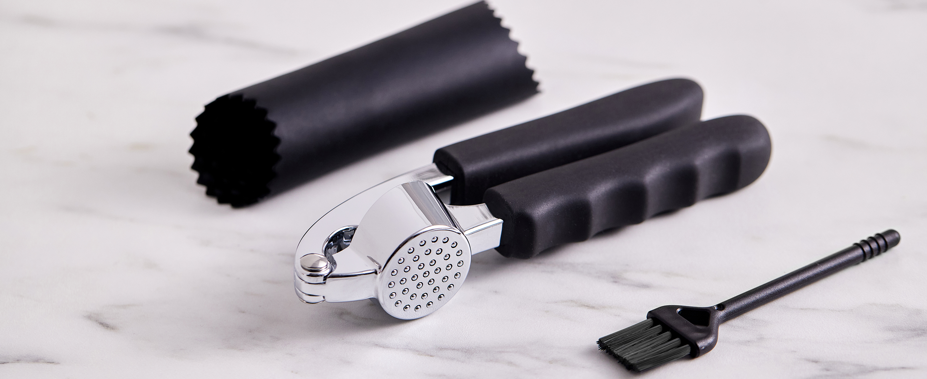 Amazon.com: GORILLA GRIP Garlic Press and Peel Set, Heavy Duty