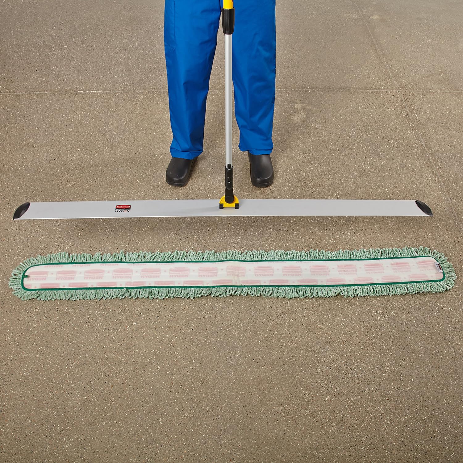 Rubbermaid Commercial Products HYGEN Microfiber Quick-Connect Mop Frame 60 inch Silver for Janitorial/Professional/Industrial Cleaners for Heavy-Duty Floor Cleaning/Mopping/Dusting