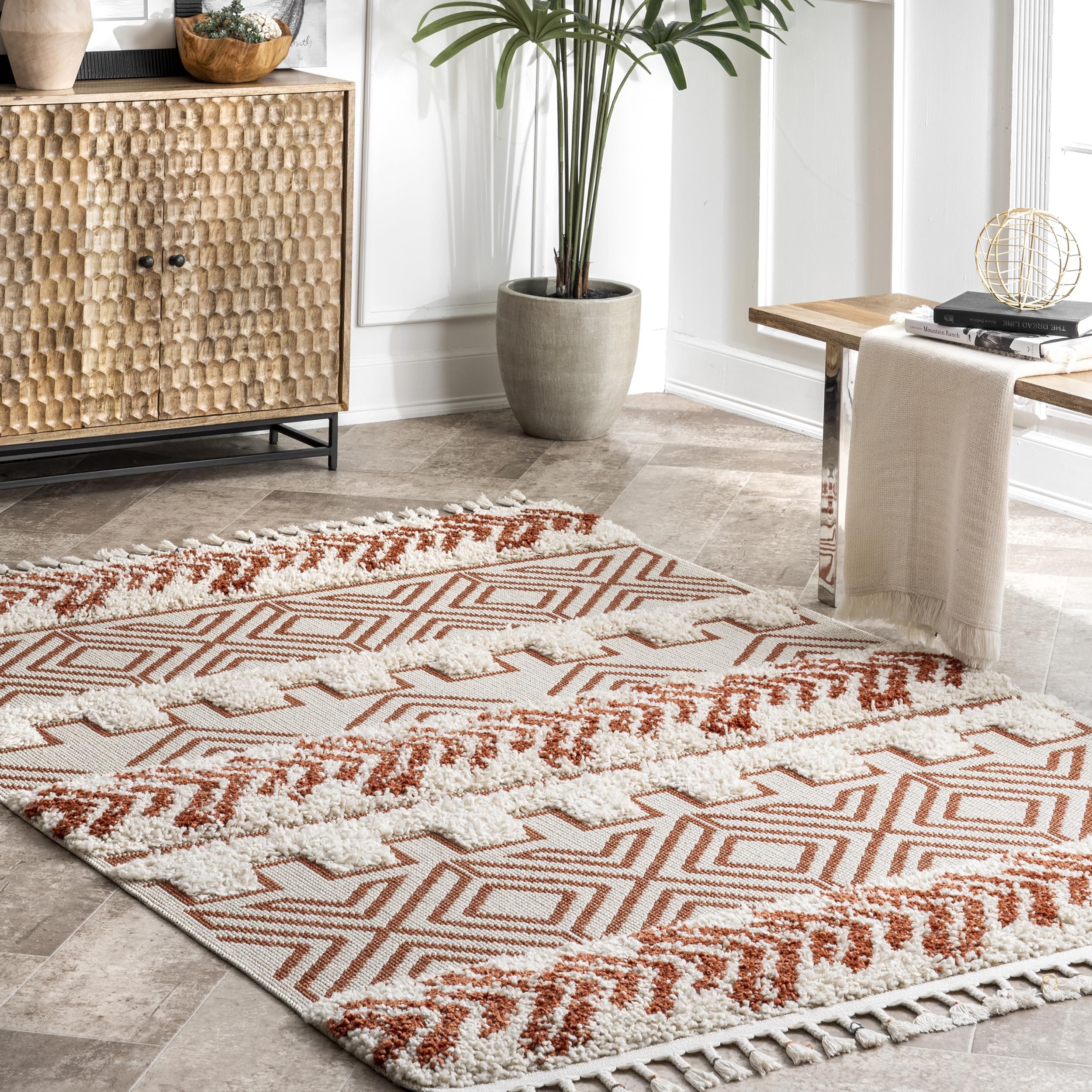 Amazon.com: nuLOOM Zuri Shaggy Banded Tribal Area Rug, 5'3
