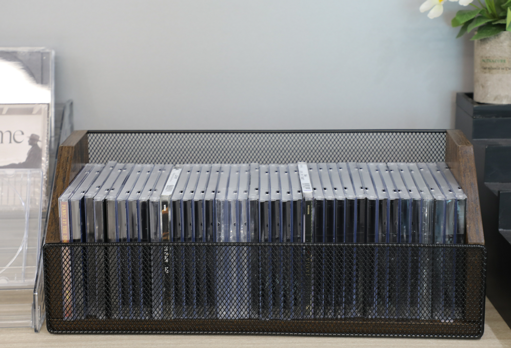Amazon.com: PUTNATRUE CD Storage Rack, Wooden CD Organizer Holds