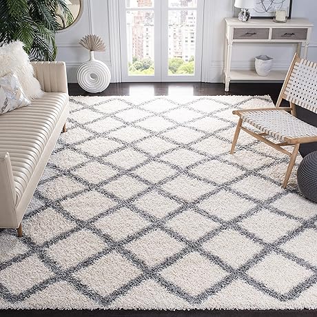 SAFAVIEH Dallas Shag Collection Diamond Pattern Area Rug