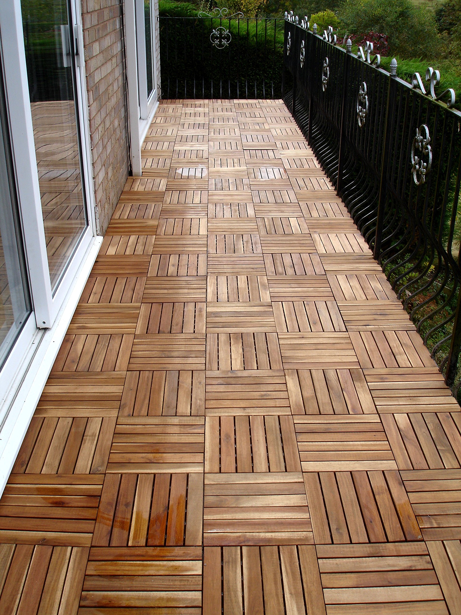 36 x Hardwood Decking Tiles + 8 Straight Edges. The Famous ClickDeck