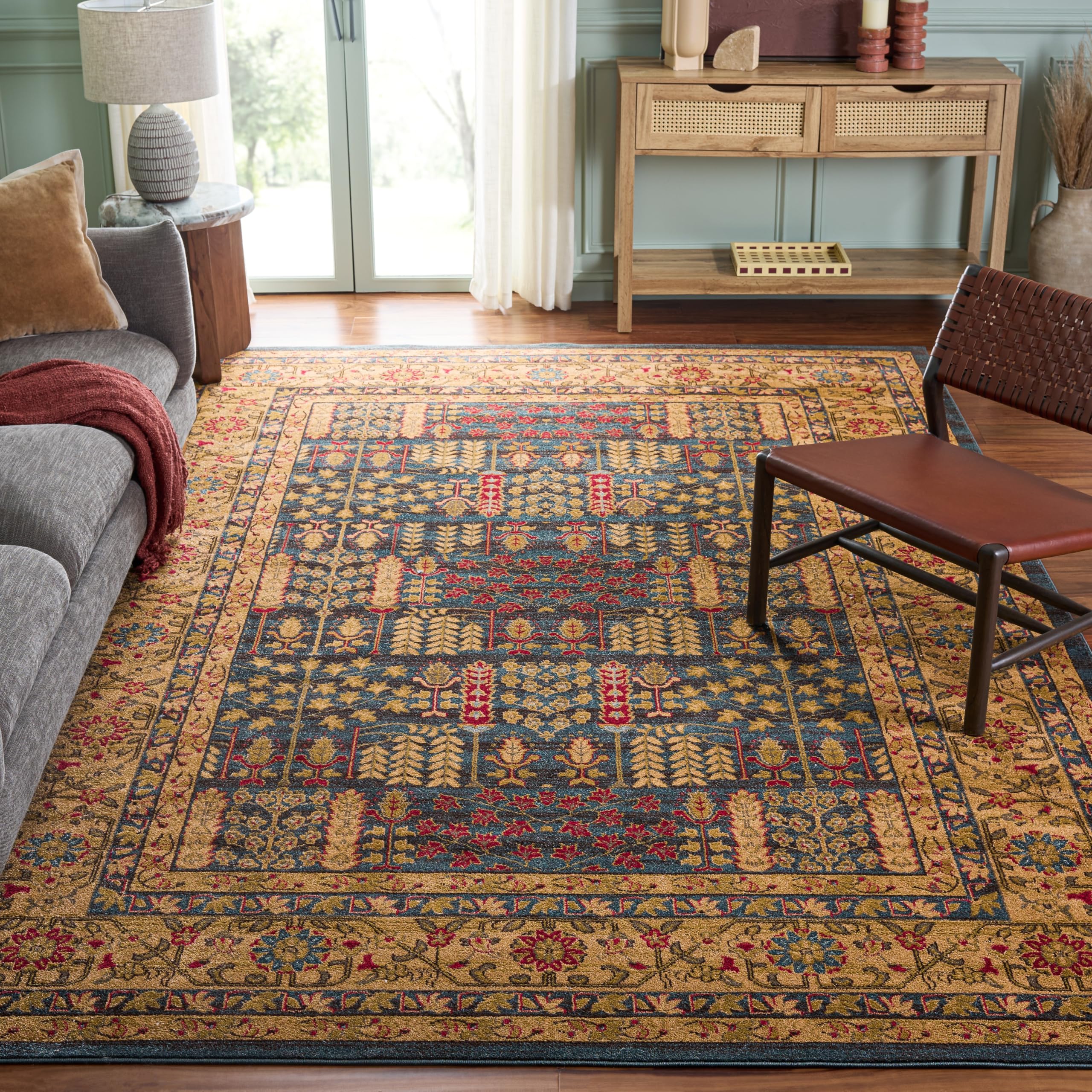 SAFAVIEH Mahal Collection X-Large Area Rug - 11' x 16', Navy & Natural, Traditional Oriental Design, Non-Shedding & Easy Care, Ideal for High Traffic