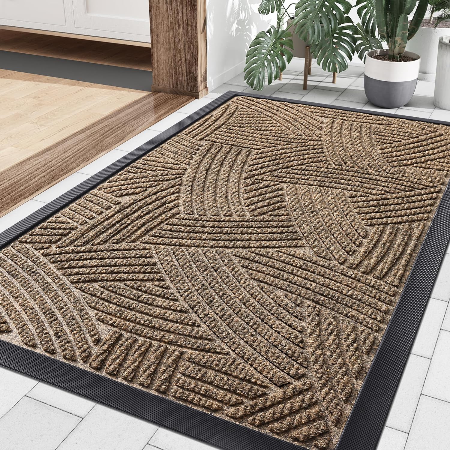 Smiry Front Door Mat Indoor Outdoor Entrance, Heavy Duty Natural Rubber, Sturdy Trap Dirt, Moisture Doormat and Easy Clean Low Profile Patio Porch Entryway Mat, 36x24 Inch, Brown/Geometric 36" x 24" Brown/Geometric