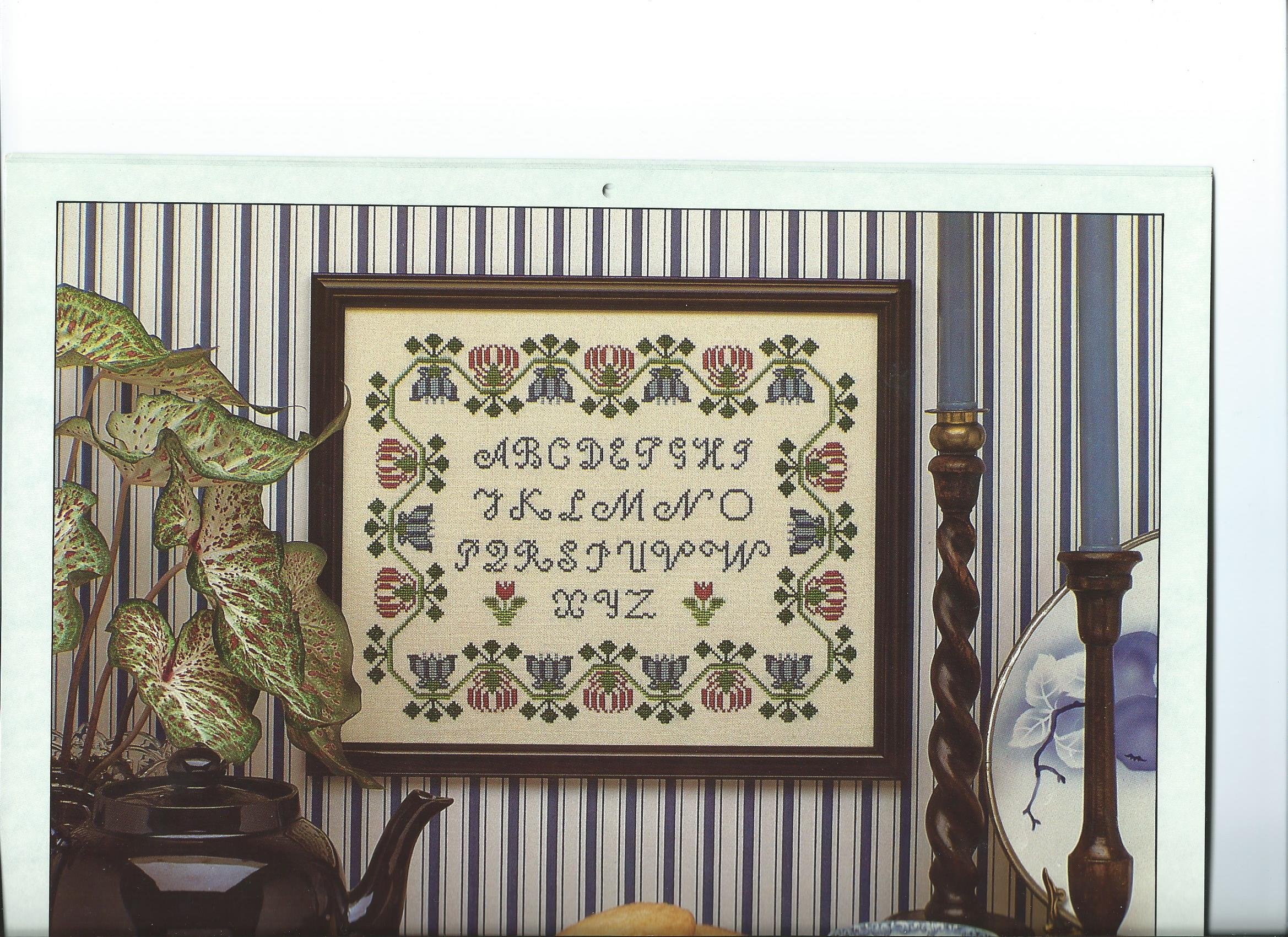 THE YEAR IN SAMPLERS 1988 (Workbook, needlework, calendar,)