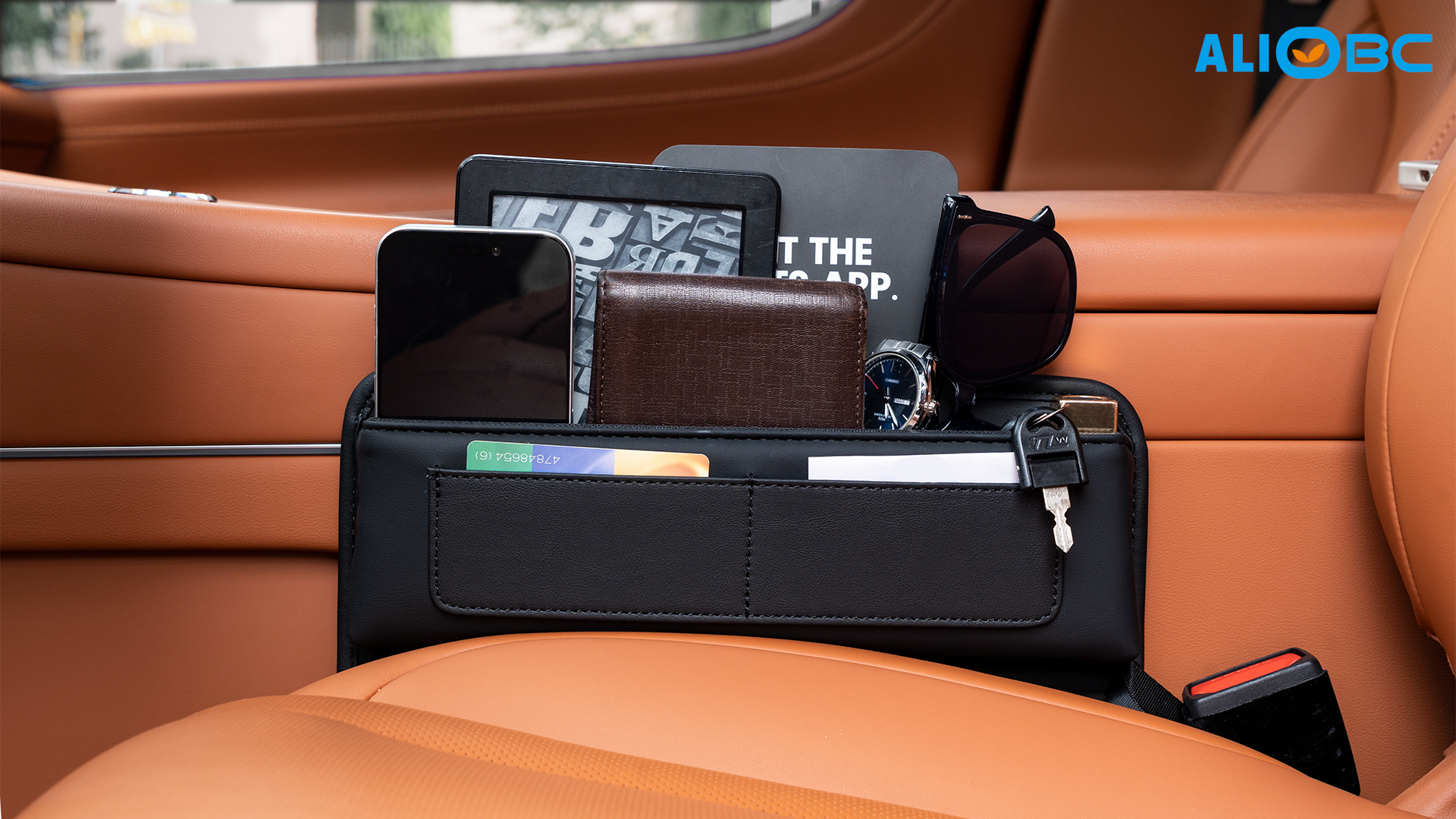 高級プレミアム車両シート隙間埋め 自動車コンソールサイドポケット収納ボックス 財布 鍵 コイン レザー(Beige) Amazon.co.jp:  ALIOBC シートサイドポケット 車 隙間収納 カーシート隙間収納ボックス 助手席 運転席 車用コンソールシート隙間埋め 小物落下防止 カー用品  ...
