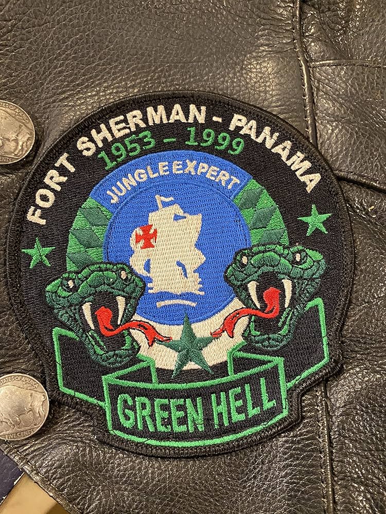 Amazon.com: Bayonet Design - Jungle Expert Commemorative Amazon.com: Bayonet Design - Jungle Expert Commemorative