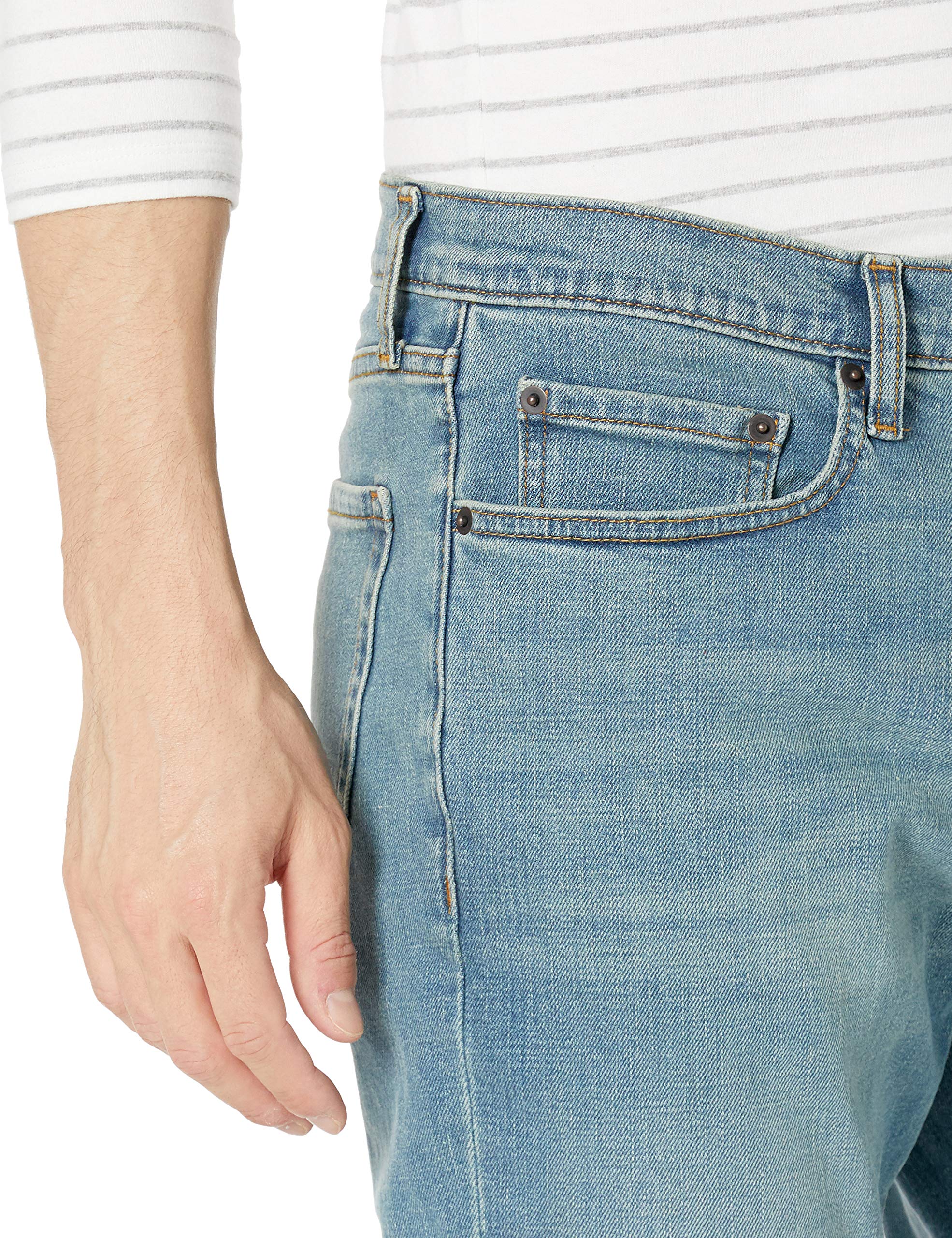 Amazon Essentials Jeans Slim Fit Elasticizzati, Bootcut - colori fuori produzione Uomo