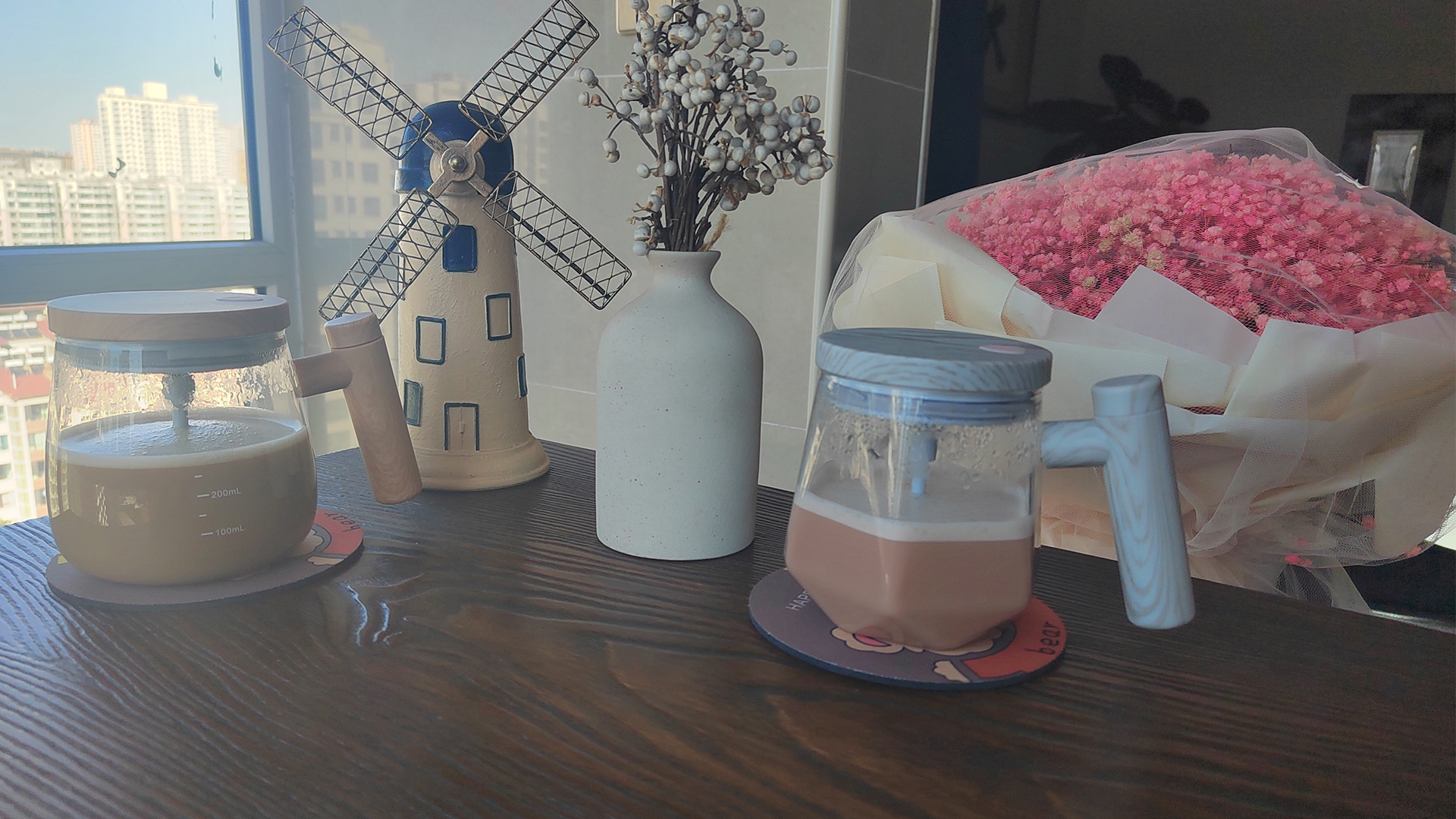 Taza eléctrica auto-mezcladora 400ml con tapa miniatura 7