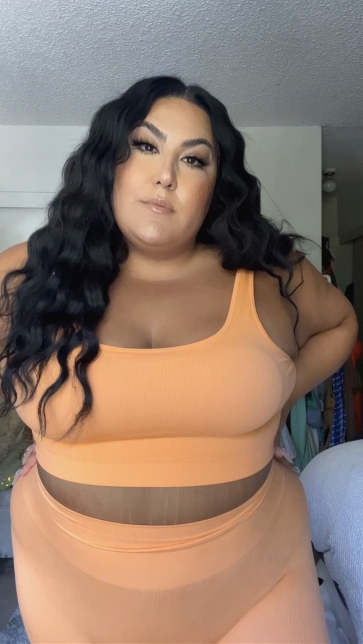 Cocos Curvy Closets Amazon Page photo