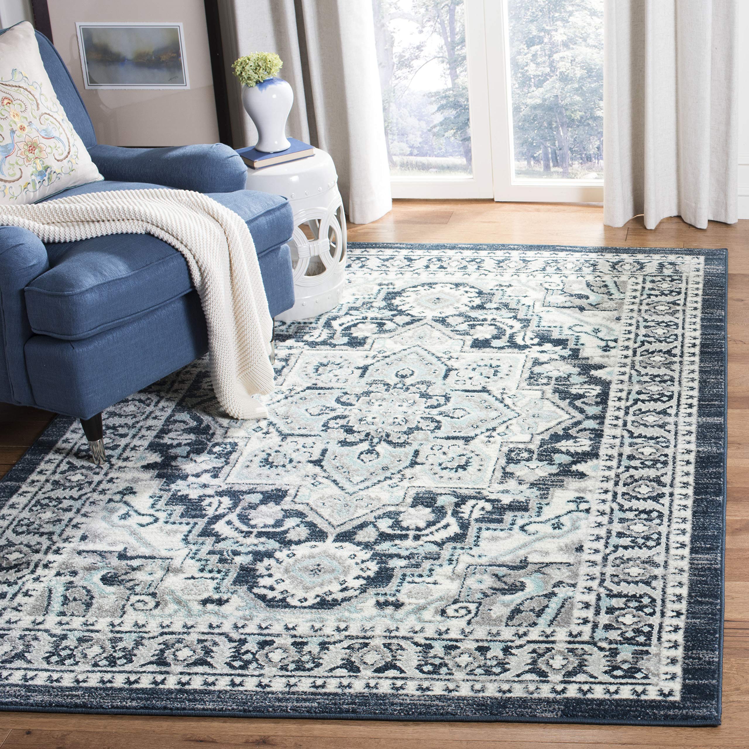 Tapis à poil court turquoise et bleu marine Safavieh 91x152 cm pour chambre
