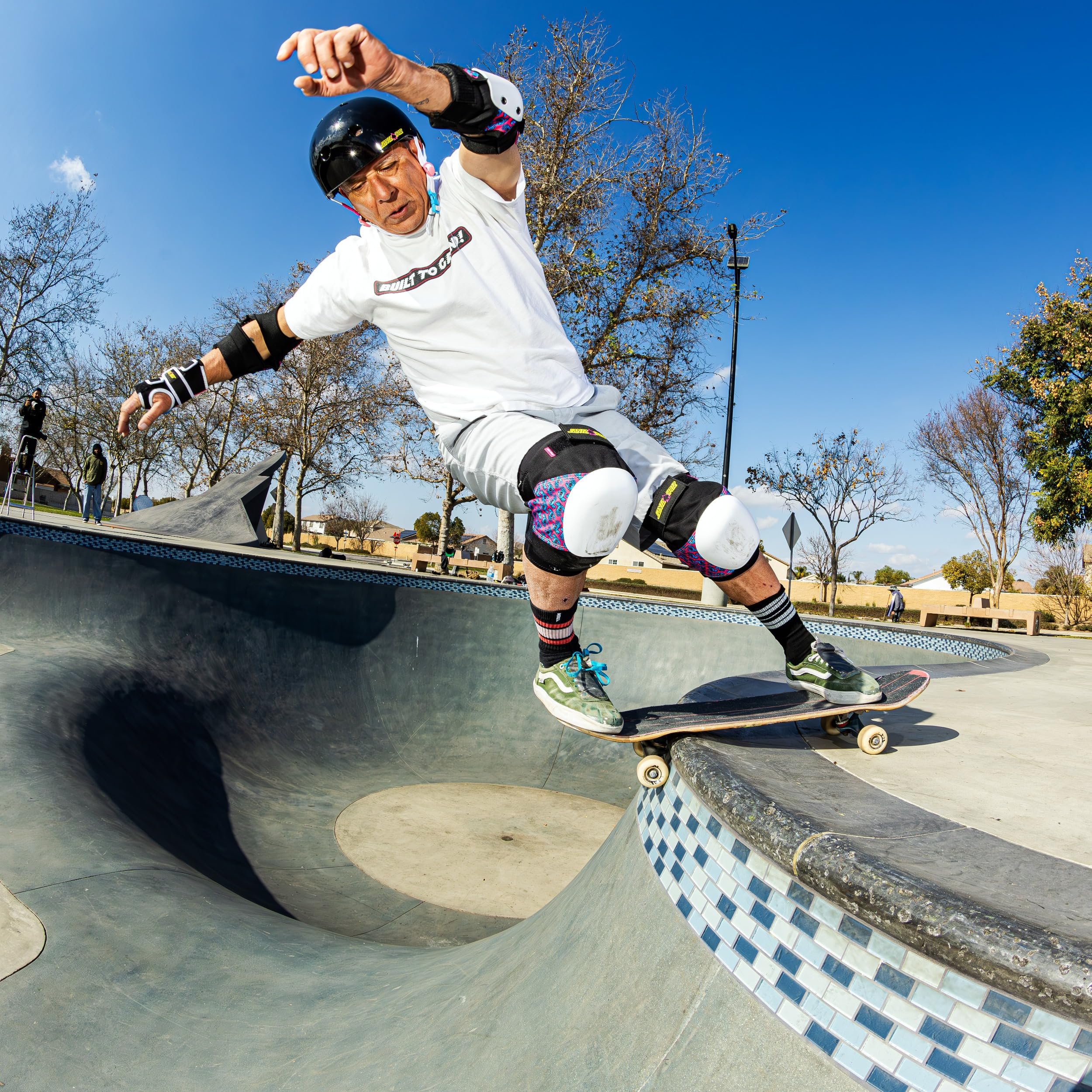 Pro-Tec Low Pro Dreifach-zertifizierter Helm, ideal für Skateboarden, Radfahren, BMX und Rollschuhlaufen
