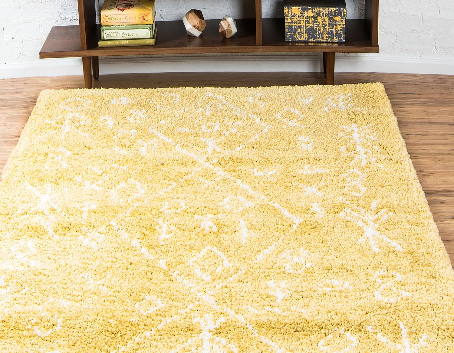Unique Loom Rabat Shag Collection Modern Tribal Moroccan Inspired Plush & Soft Nomad Design Area Rug (4' 0 x 6' 0 Rectangular, Yellow/ Ivory)