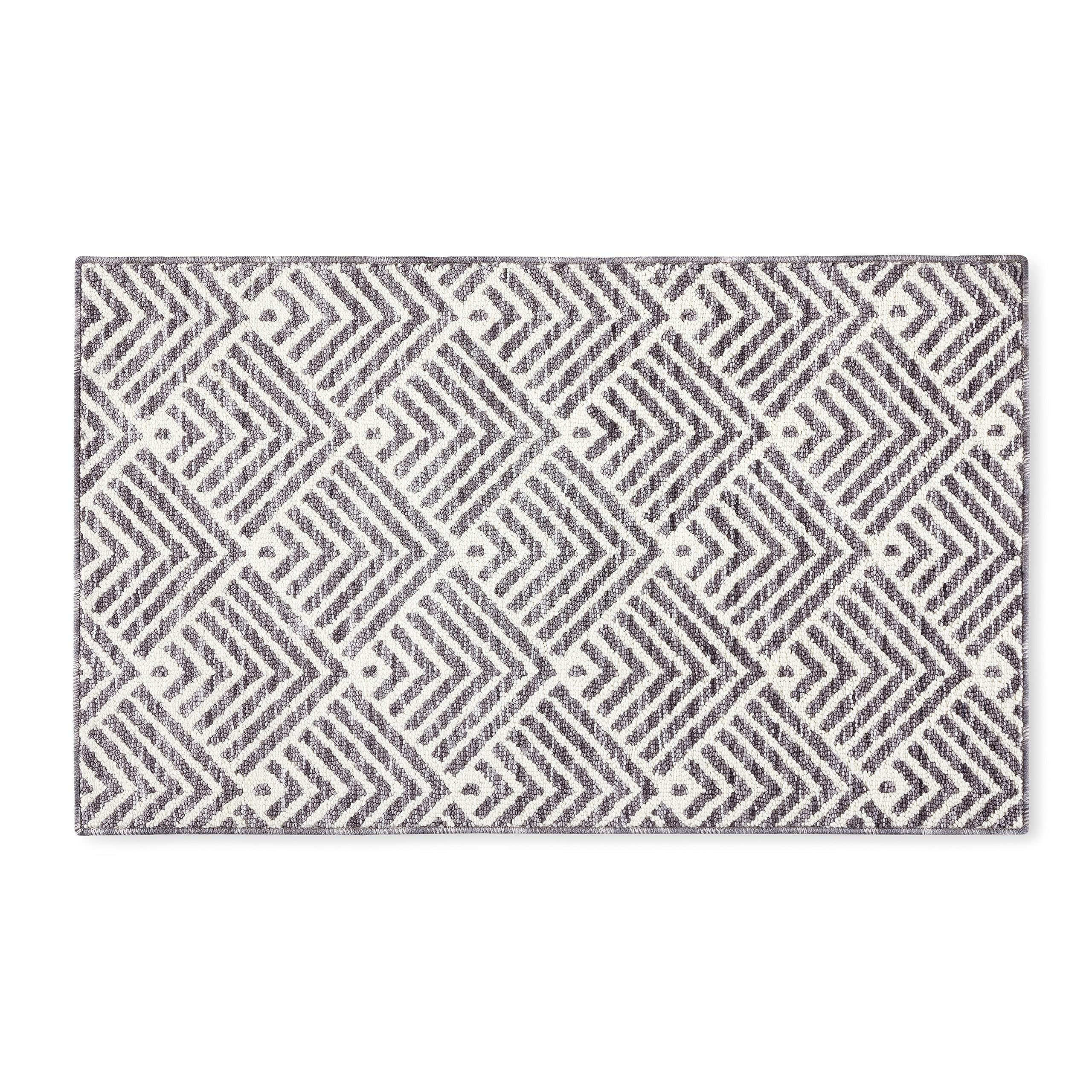 Photo 1 of TOWN & COUNTRY EVERYDAY Walker Modern Stripe Everwash™ Washable Multi-Use Decorative Rug, Tufted Kitchen Rug, Low-Profile Door Mat, Bedroom Rug and Bath Rug with Non-Slip Backing, Grey, 24"x40" Grey 24" x 40"
