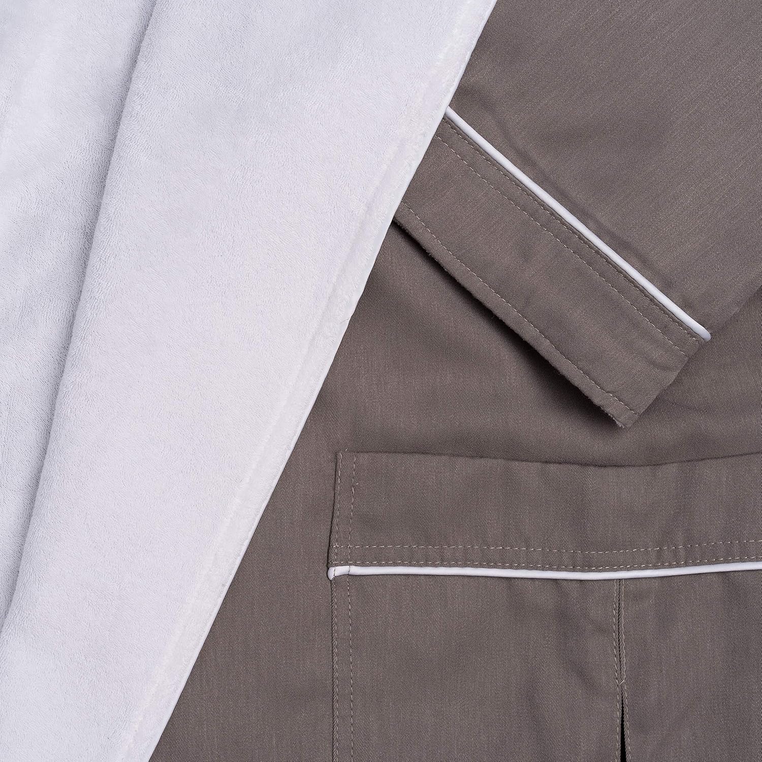CHADSWORTH & HAIG Ultimate Doeskin Brushed Microfiber Bathrobe Lined In Terry. Luxury Spa & Hotel Bathrobe for Women & Men