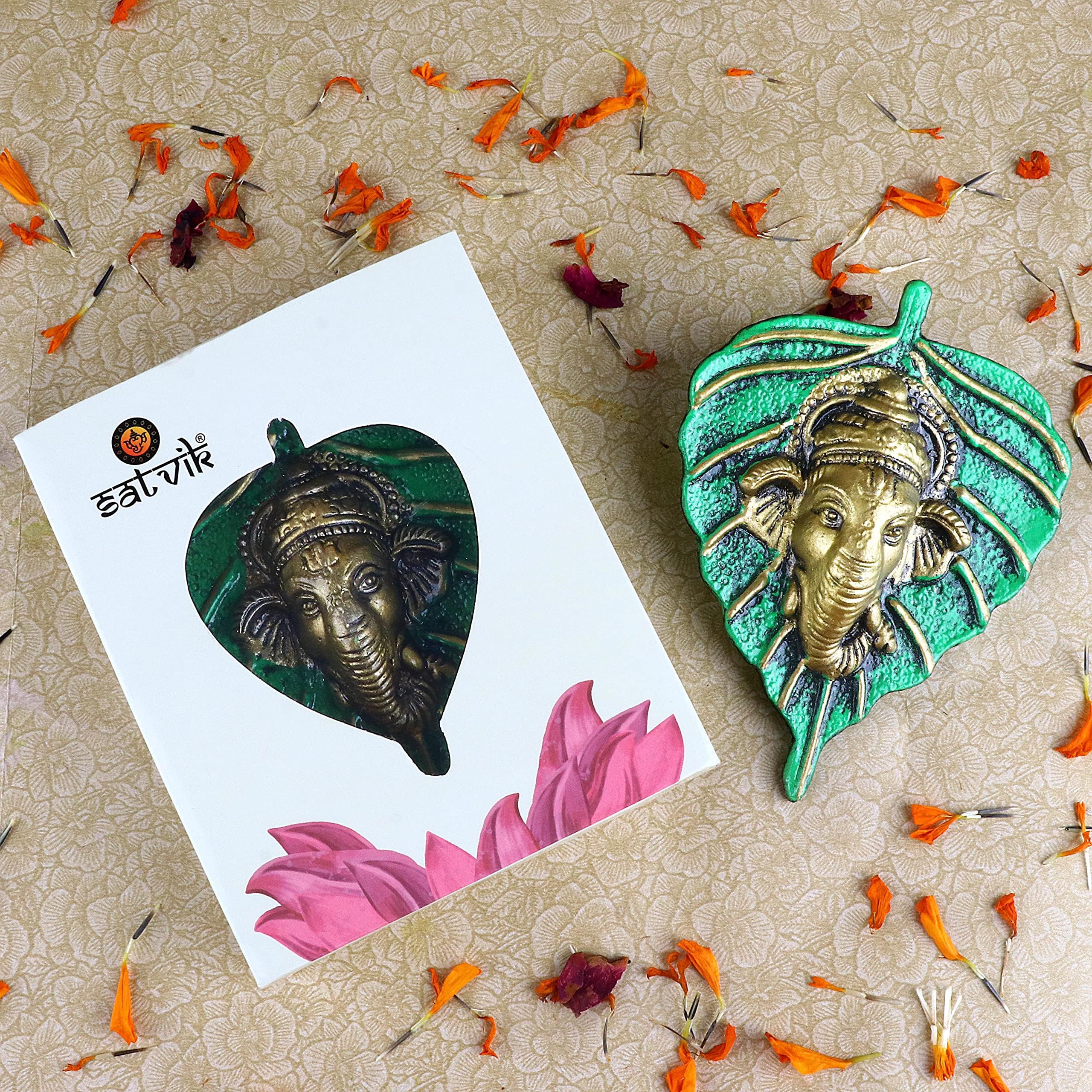 SATVIK Metal Pan Patta Ganesh Decorative Wall Hanging Showpiece Lord Ganesha on Leaf Home Decor. Indian Housewarming Return Gift for Bulk. Figurine Pooja Decoration Item (Green)