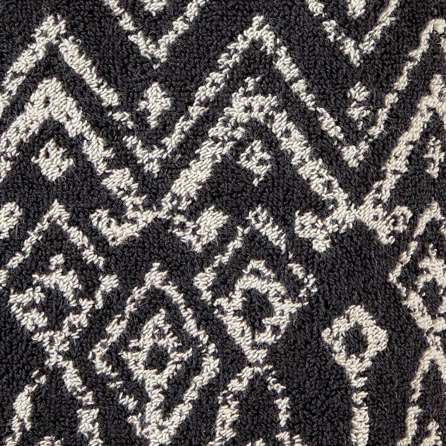 SKL Home Nador Jacquard Bath Towel, Black - Image 2