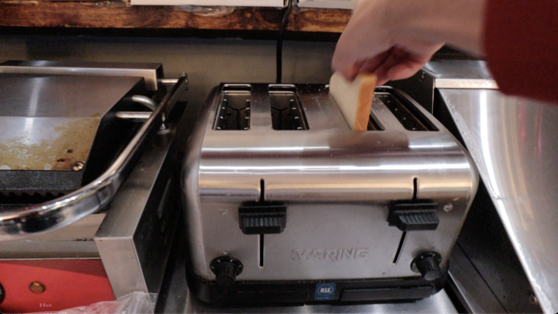 Best Toaster? | Waring 4-Slot Compartment Pop-Up Toaster