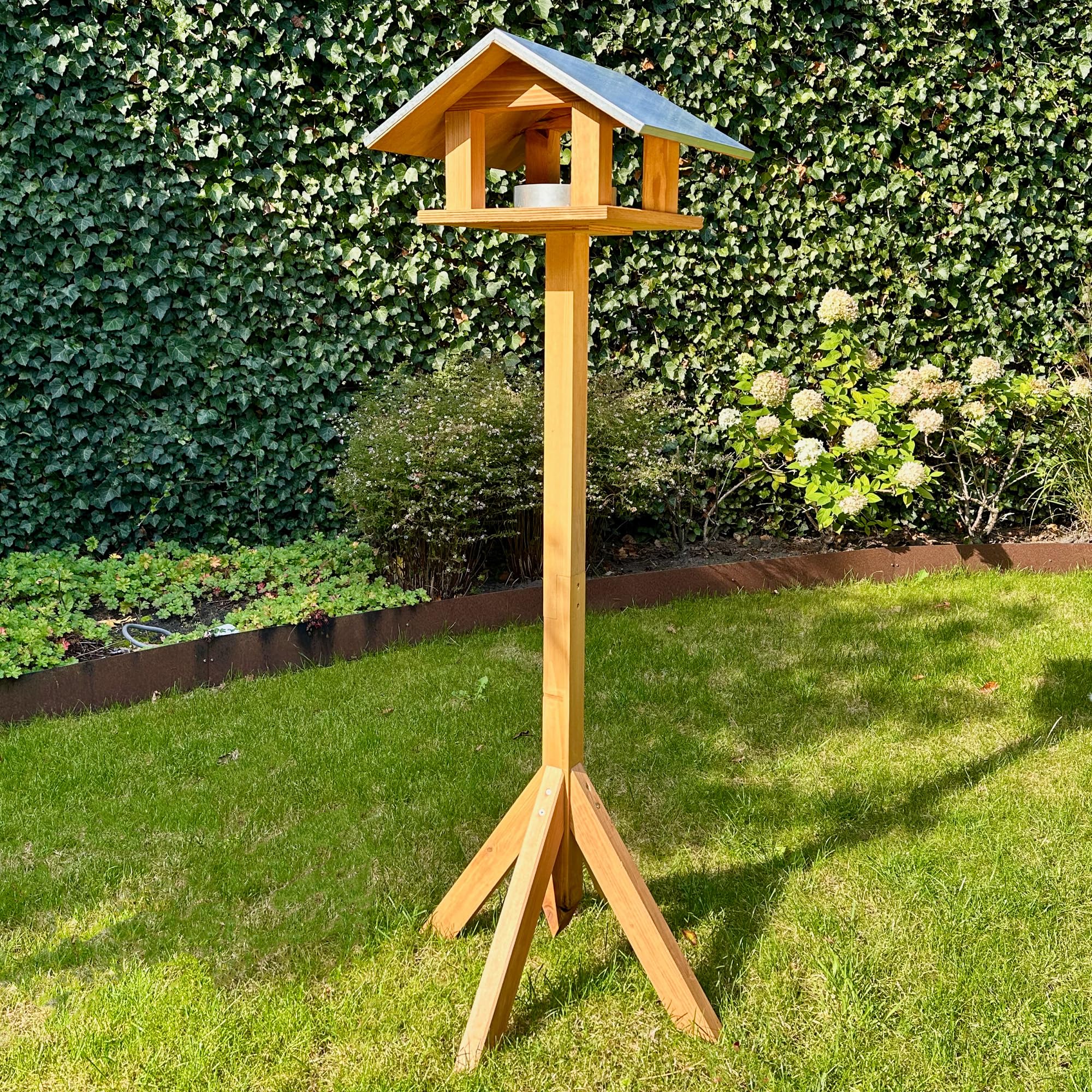 GARTENETAGE Vogelwunder mit Metalldach – Premium Vogelhaus aus Kiefernholz, wetterfest & hygienisch, mit herausnehmbarer Futterstelle, 2-in-1 Ständer, ideal für Wildvögel im Garten