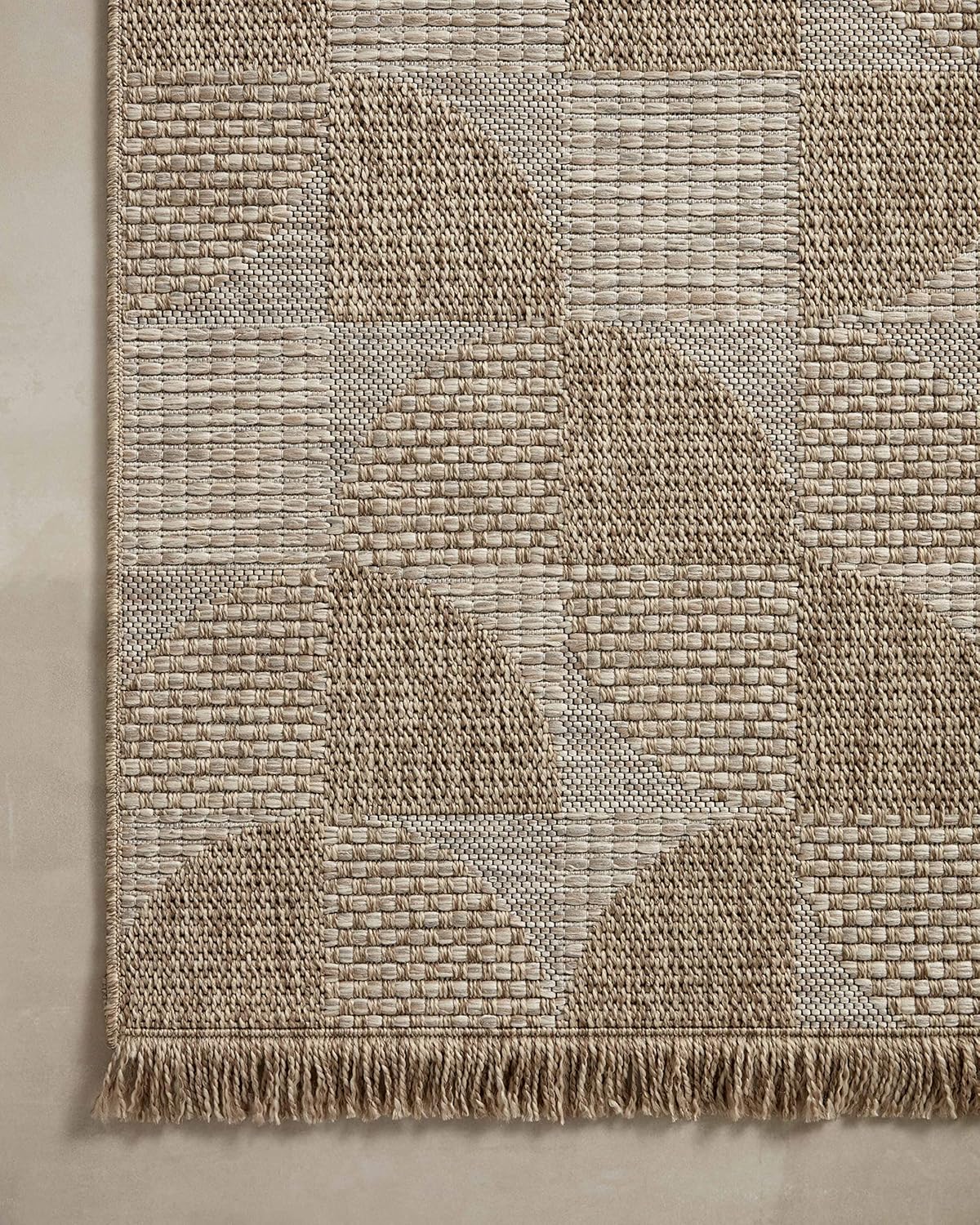 Gray Geometric Flat Woven 4' x 6' Washable Synthetic Rug