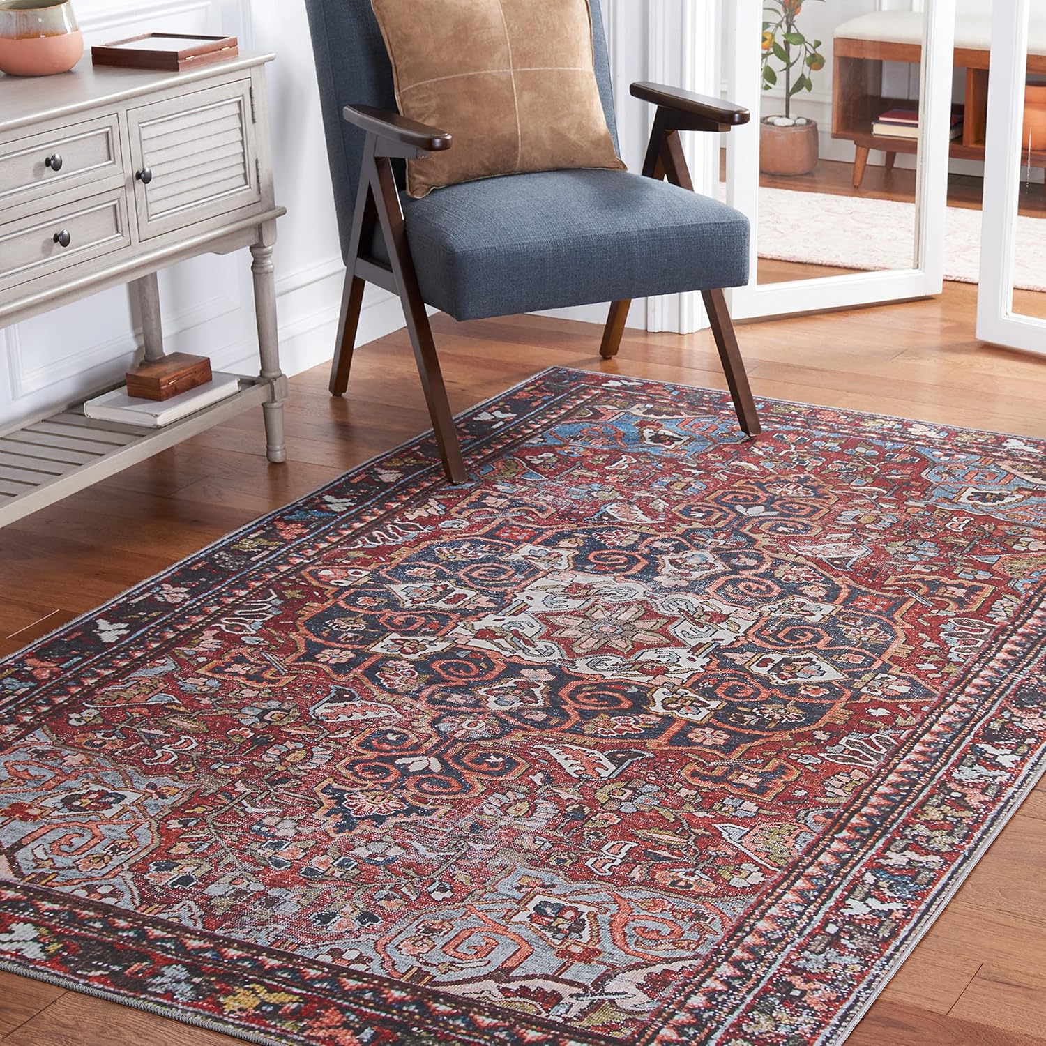 SAFAVIEH Washable Rug Tucson Collection - 6' Round, Red & Navy, Slip Resistant & Easy to Clean, Ideal for Living Room, Bedroom, Dining Space (TSN176Q)