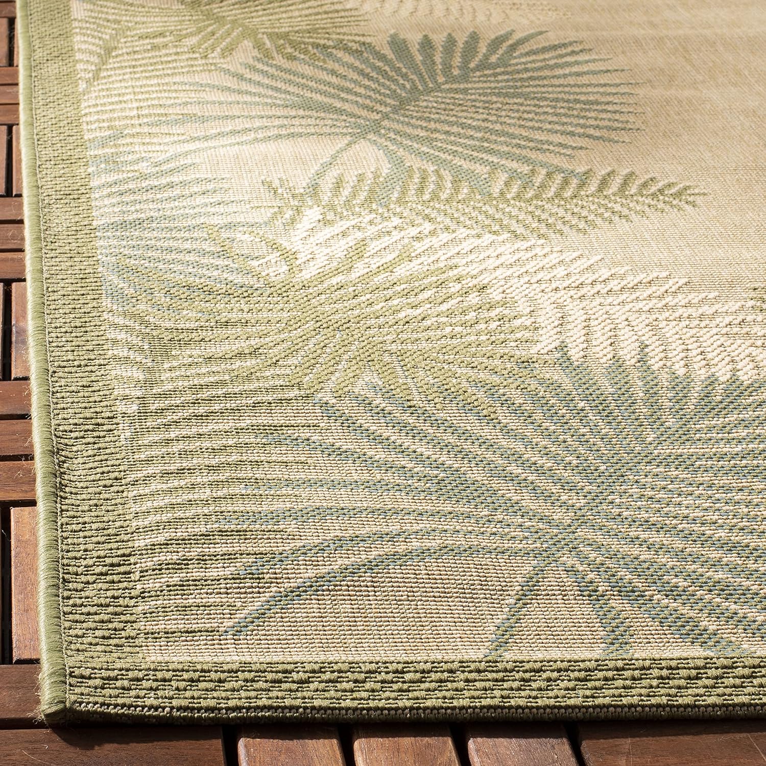 SAFAVIEH Washable Rug Outdoor Courtyard Collection - 4' x 5'7", Cream & Green, Non-Shedding & Easy Cleaning, Ideal for Patio, Backyard, Mudroom (CY7945-14A18)