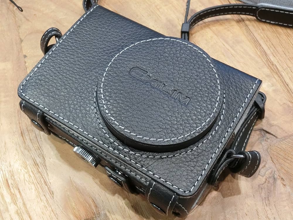 【送料込】CASIO EXILIM EX-V8 元箱、付属品、別売り本革ケース付 送料込】CASIO EXILIM EX-V8 元箱、付属品、別売り本革ケース付