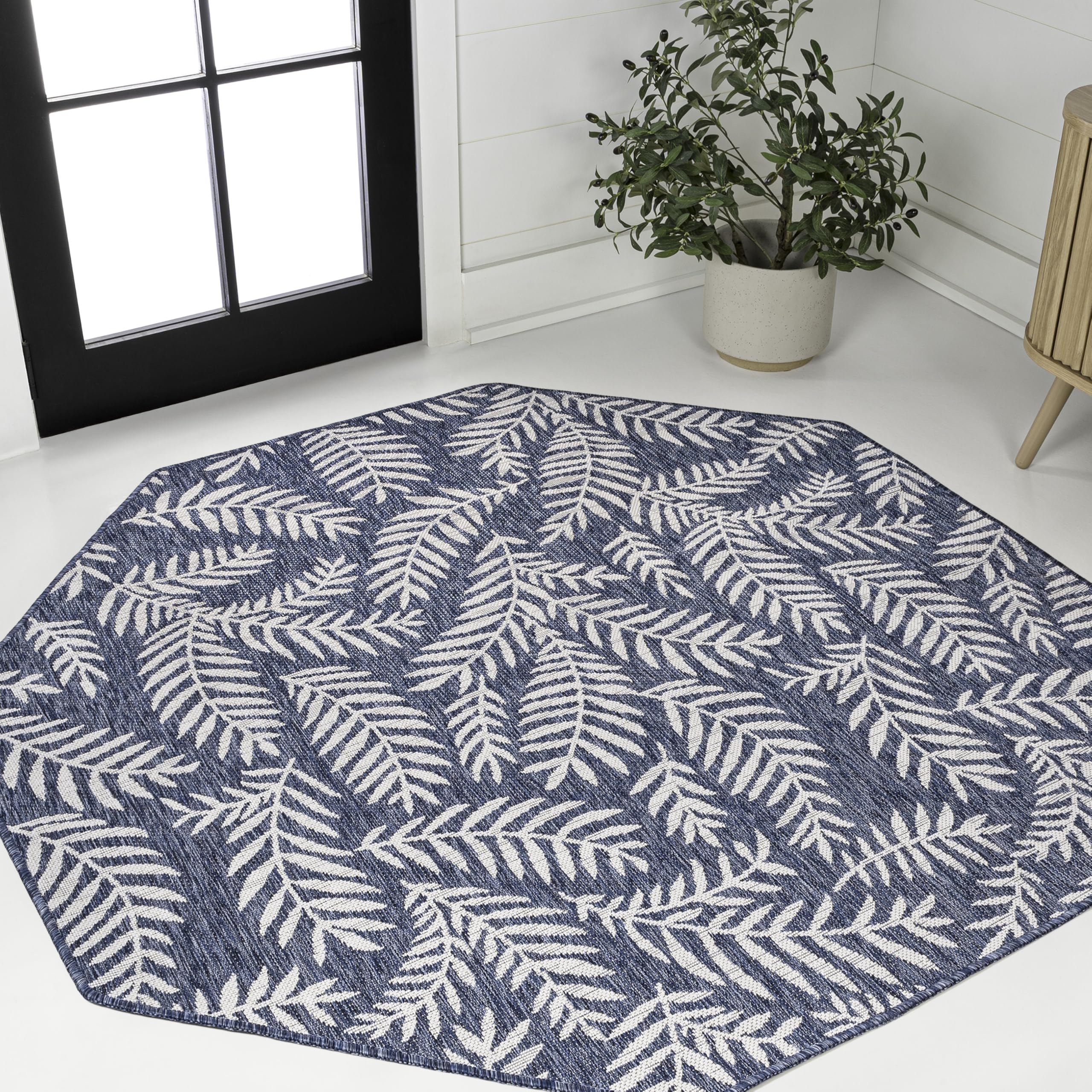 JONATHAN Y Palm Frond Indoor Outdoor Octagon Area Rug 5 Ft Navy/Ivory, Nevis for Backyard, Patio, Porch, Easy-Cleaning, High Traffic, Pet-Friendly,