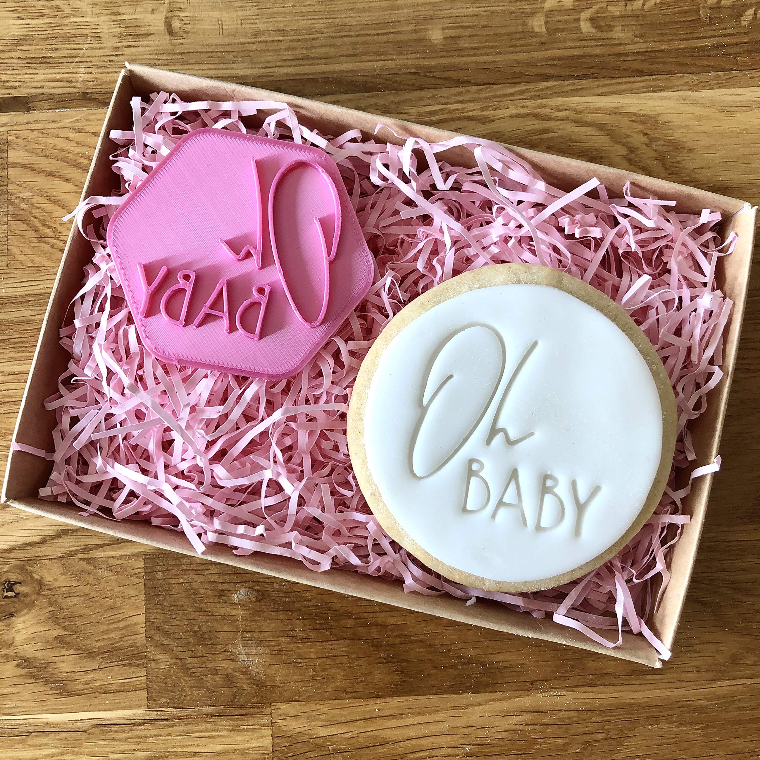 Stampino E Goffratura Per Biscotti LissieLou A Forma Di Orsetto Seduto, Baby Shower, Rosa/trasparente, 80x85 Mm - 2