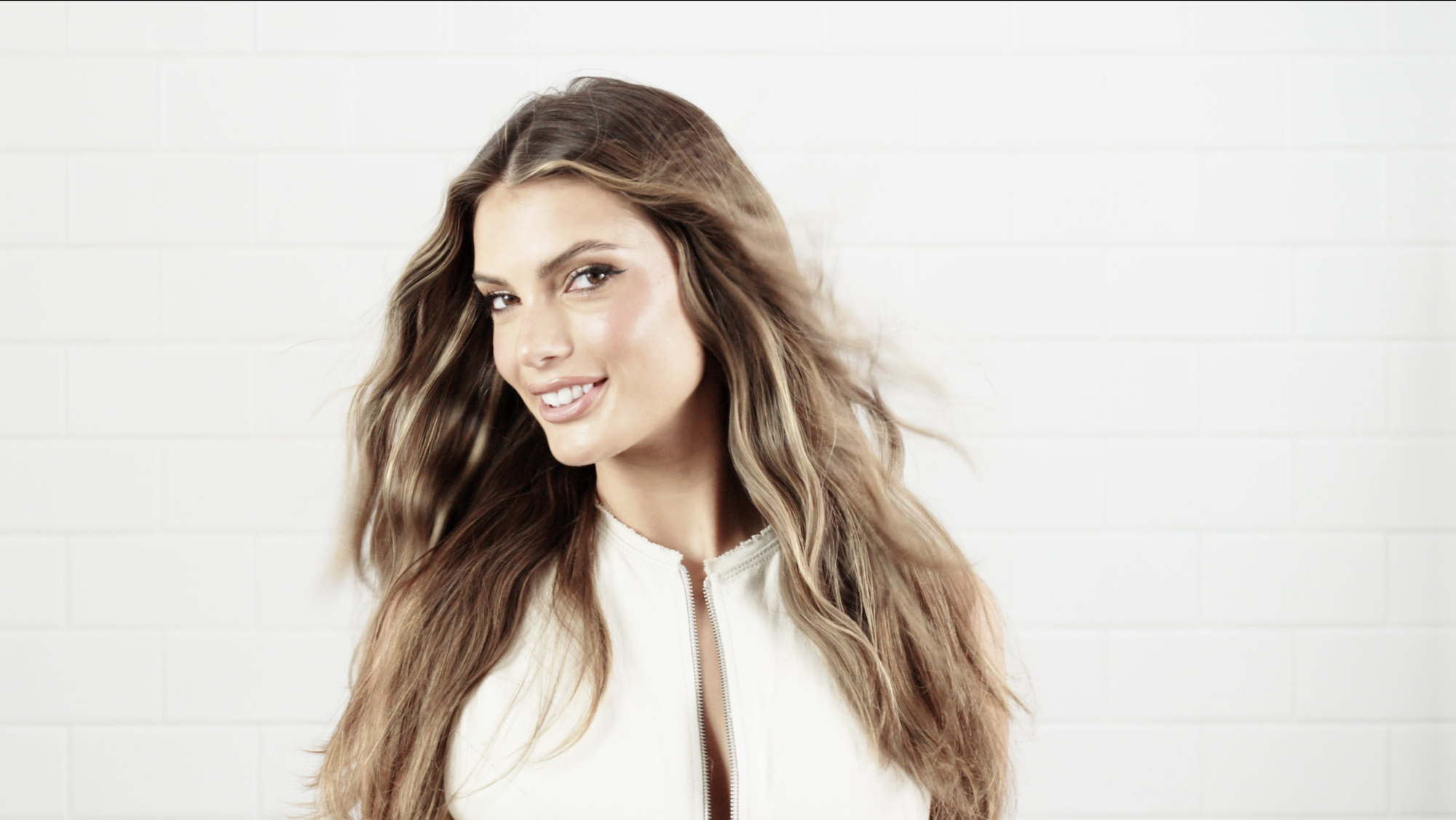 Joico Color Balance Blue Conditioner | For Lightened Brown Hair | Eliminate Brassy Orange Tones | Boost Color Vibrancy & Shine | UV Protection | With Rosehip Oil & Green Tea Extract