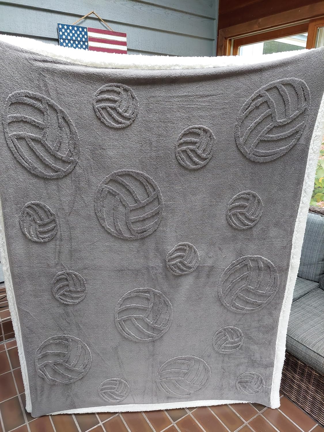 Volleyball Blanket, Throw Blanket, 3-Dimensional Design, Super Soft Velvety Top Side, Cozy Sherpa Backside, Sports Decor (Dark Grey)