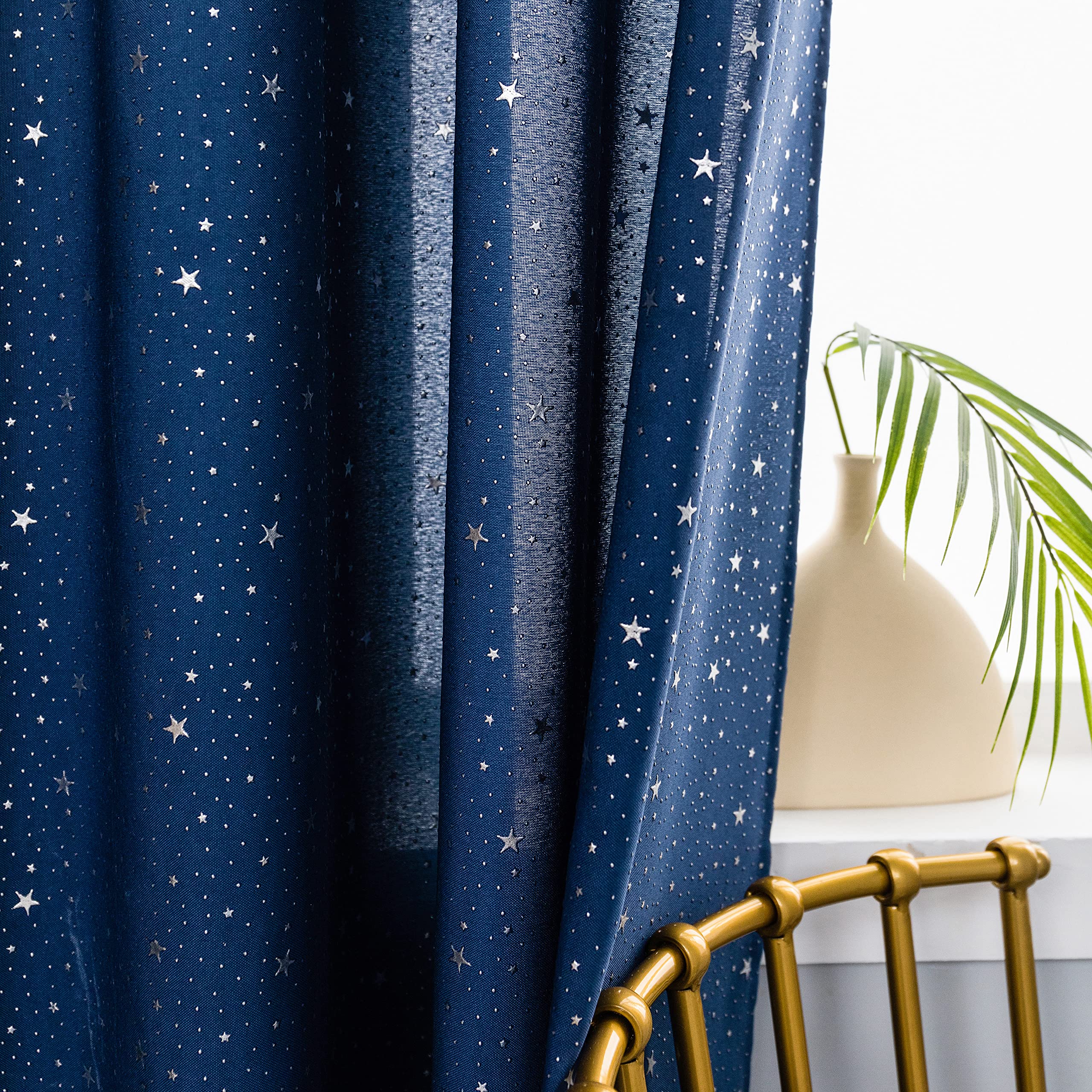 GIRASOLE HOME® Coppia Tende Blu Navy Semi Oscuranti Fantasia Stelline Argentate Tenda per Soggiorno Camera Cameretta Cucina e Interni 2 Pannelli con Occhielli (Blu Navy, 140x290cm)