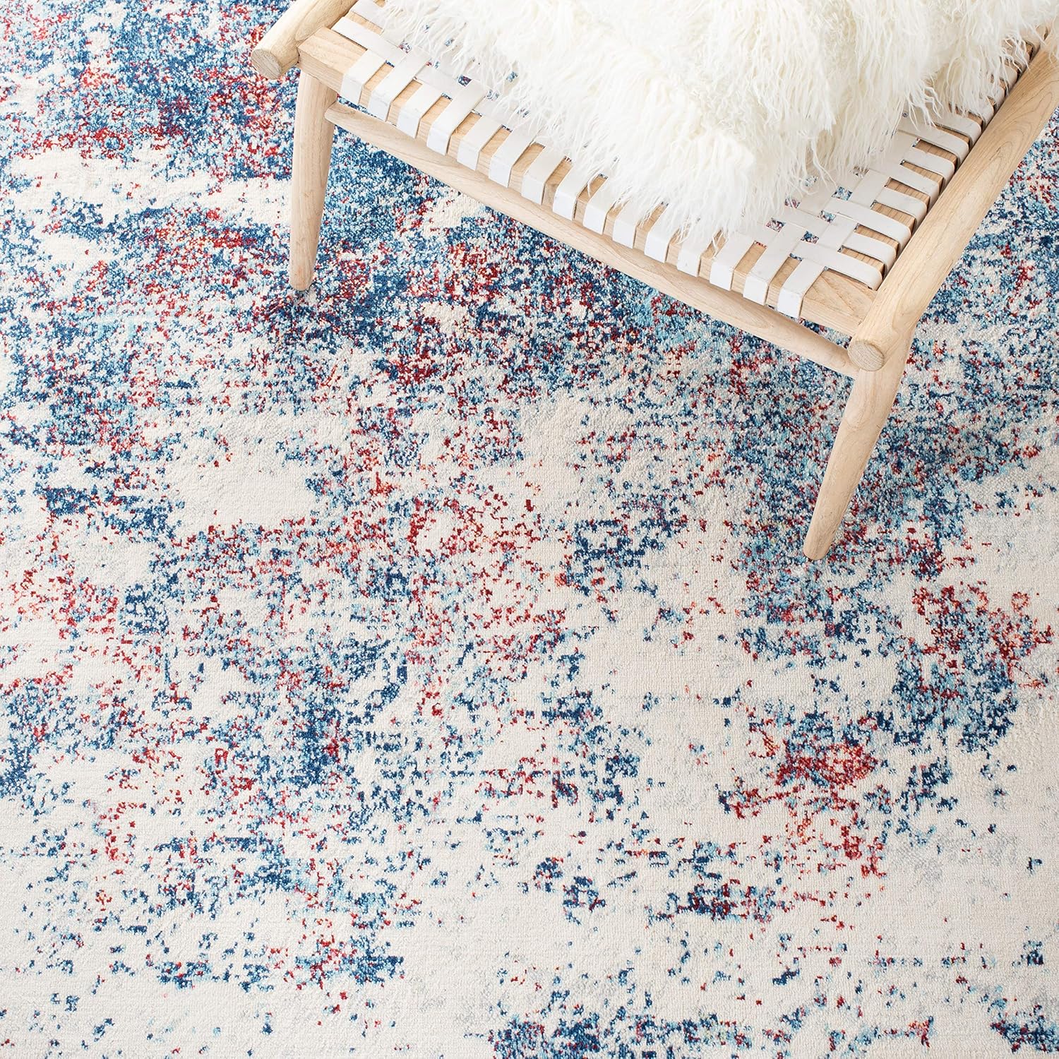 SAFAVIEH Brentwood Collection Accent Rug - 2' x 4', Navy & Red, Modern Abstract Design, Non-Shedding & Easy Care, Ideal for High Traffic Areas in Entryway, Living Room, Bedroom (BNT822N)