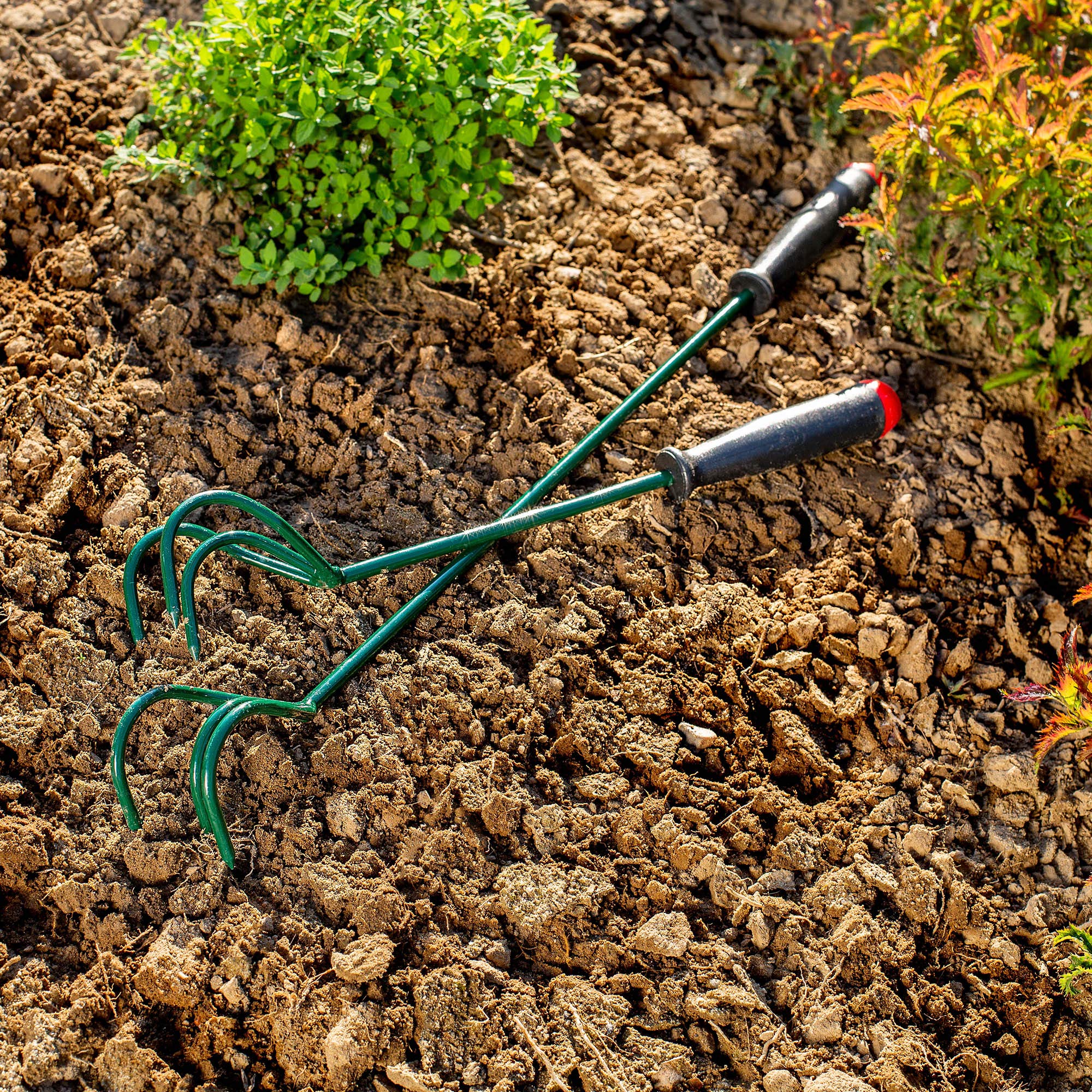 KADAX Grubber à 3 Dents Petit col de Fleurs avec Manche en métal Accessoire de Jardin pour serrer Le Sol, cultivateur de Jardin pour Jardin 60cm Vert
