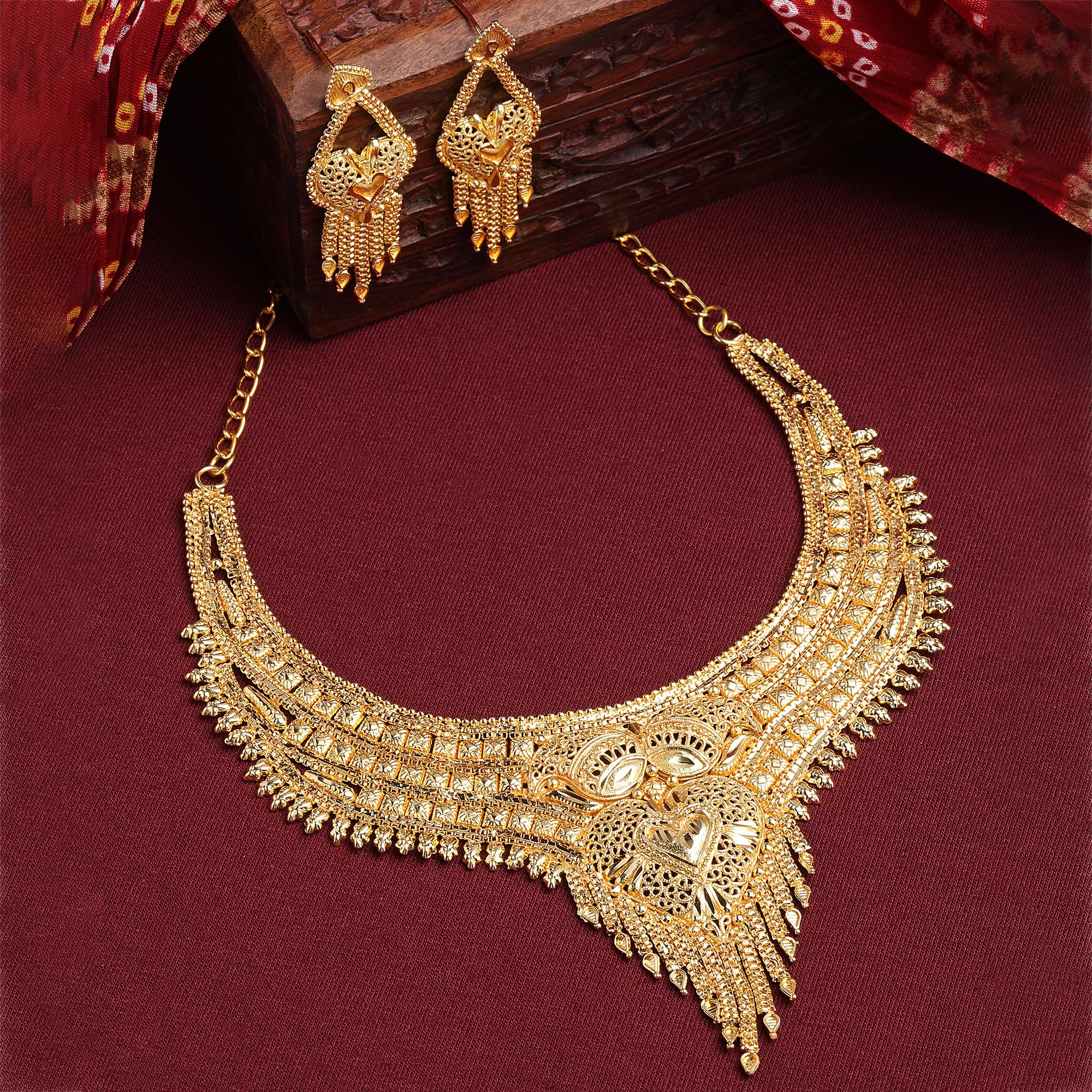 Traditional High Plated Choker Necklace Set